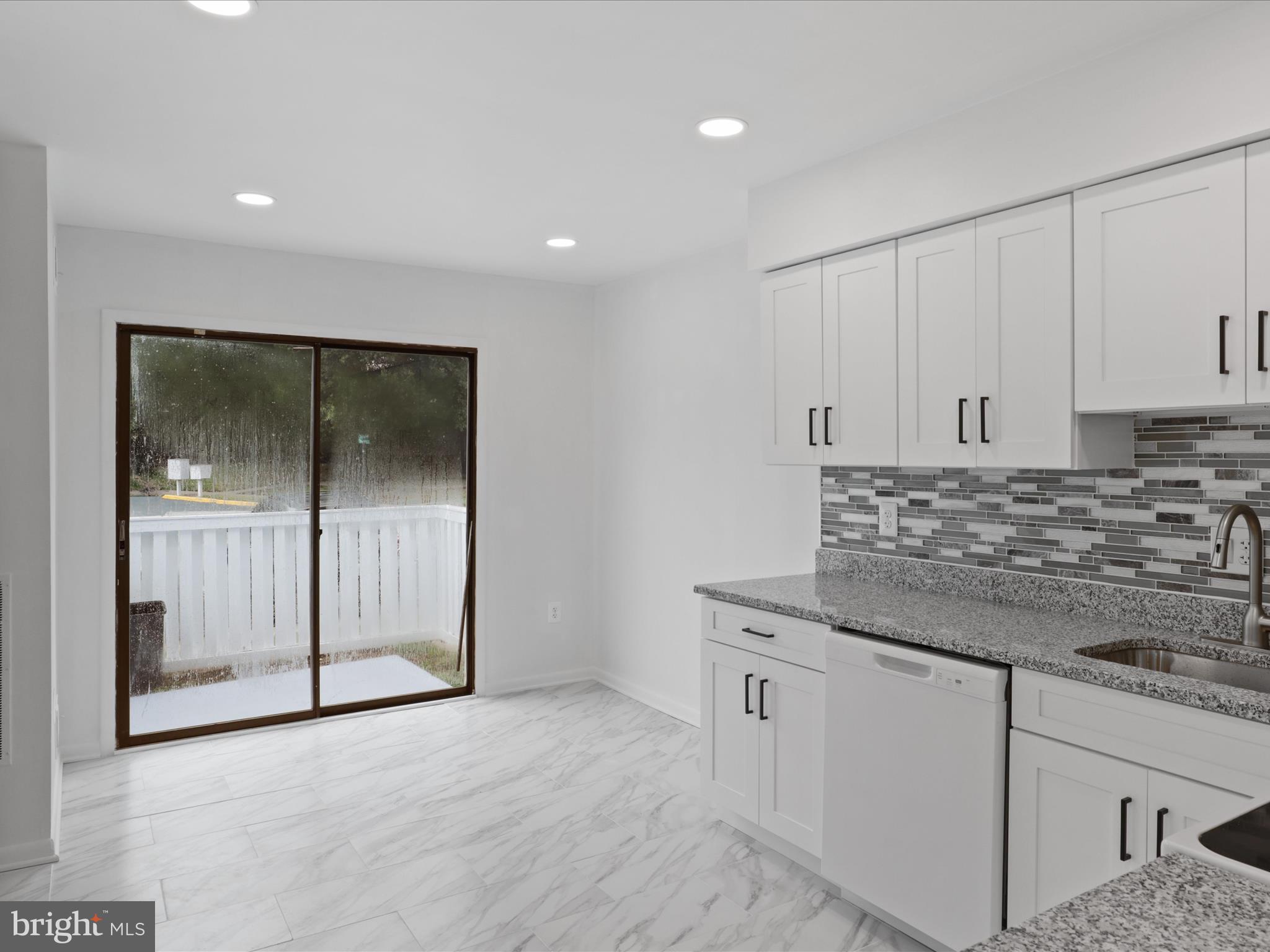 ELYSIAN WOODS - Residential