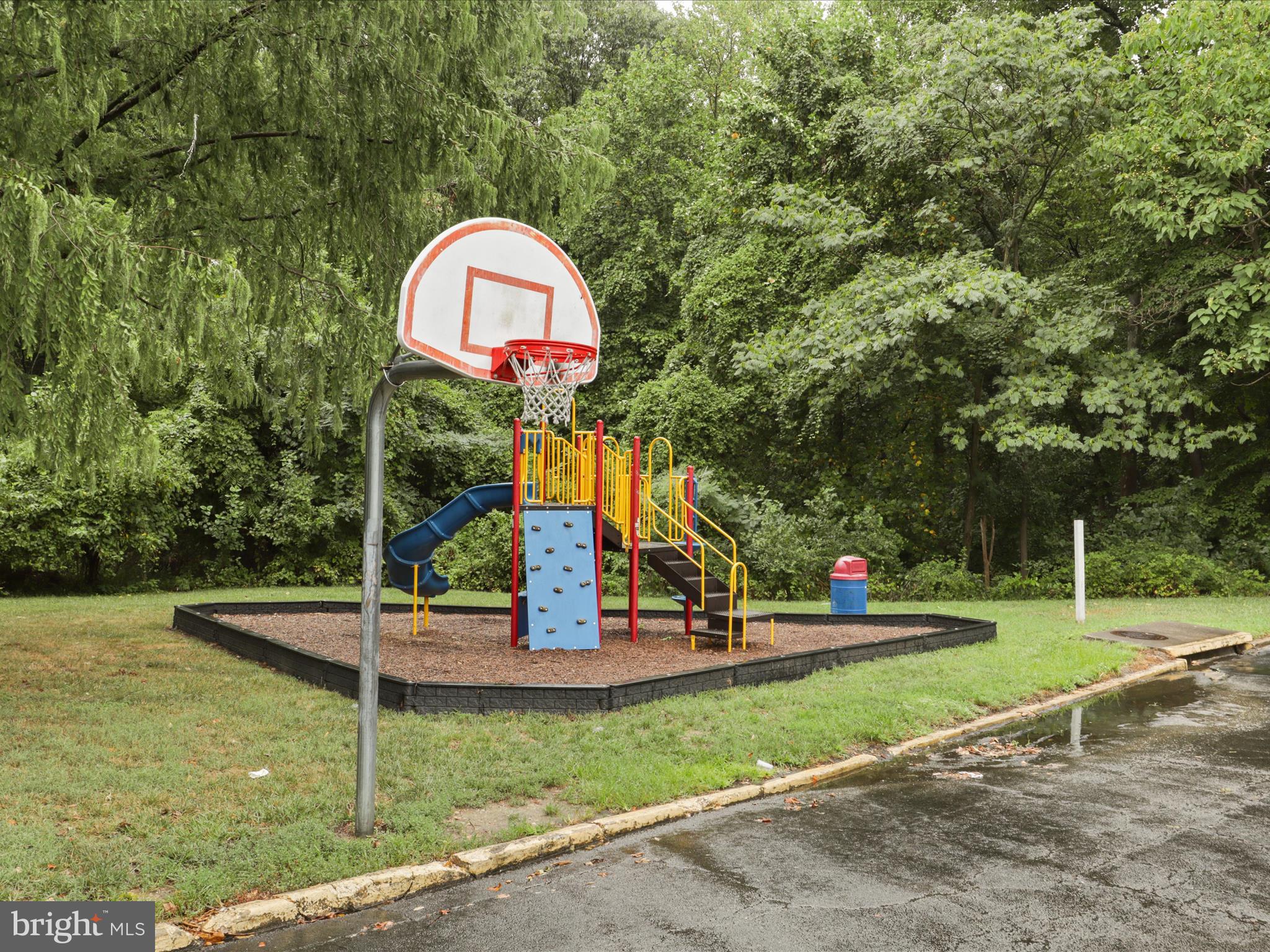 ELYSIAN WOODS - Residential