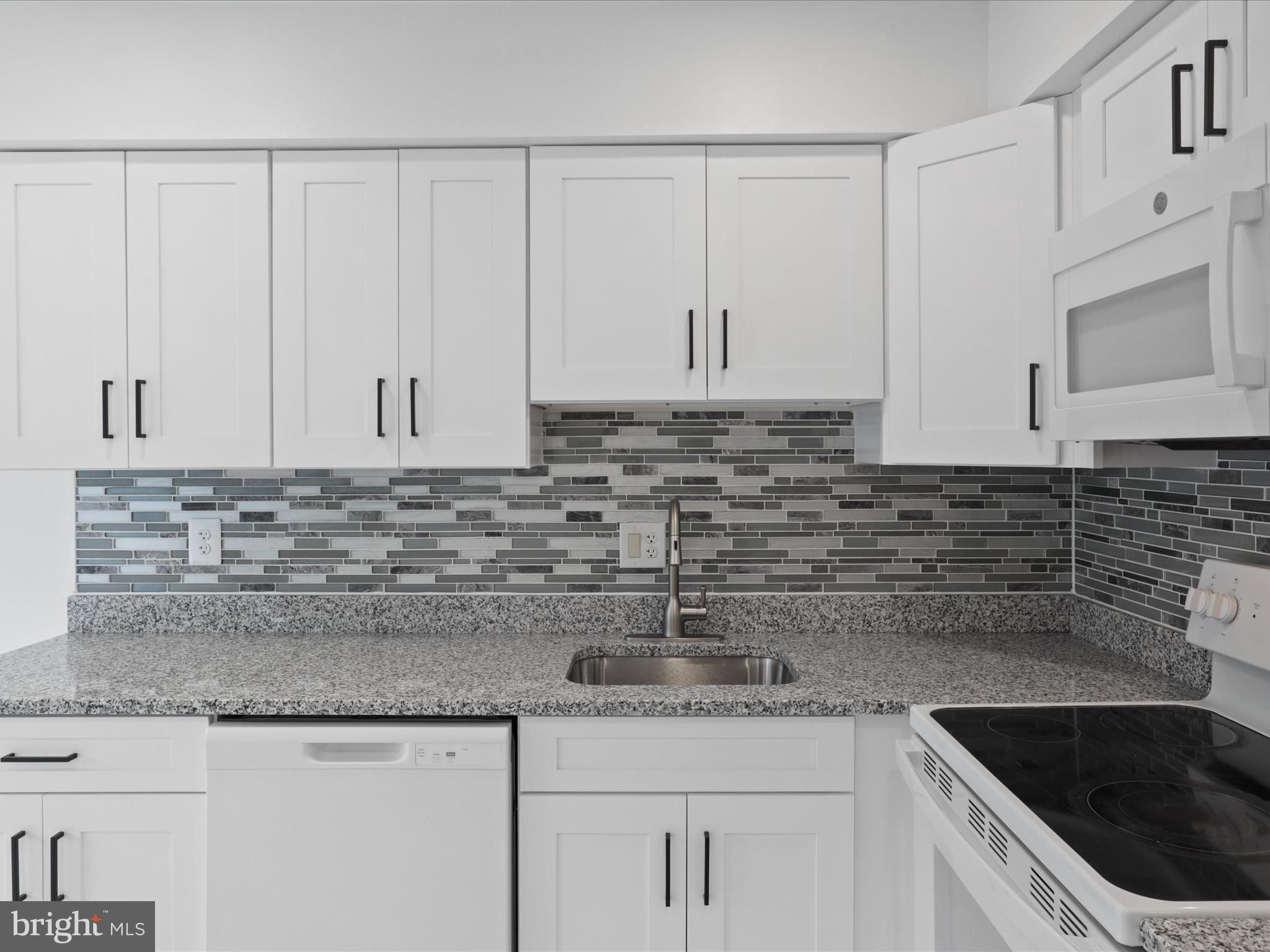 ELYSIAN WOODS - Residential