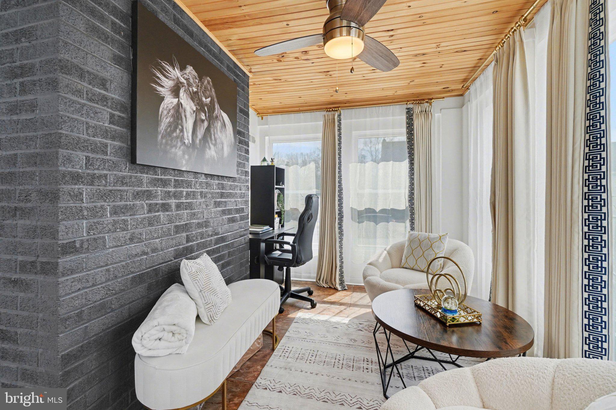 HERSHEY DOWNTOWN - Residential