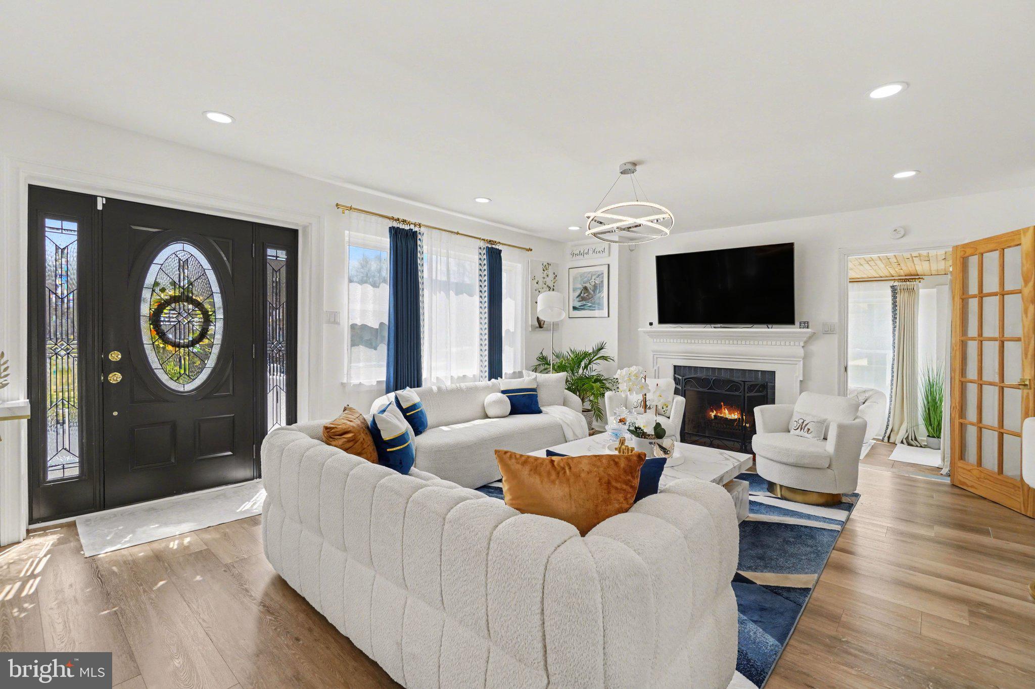 HERSHEY DOWNTOWN - Residential