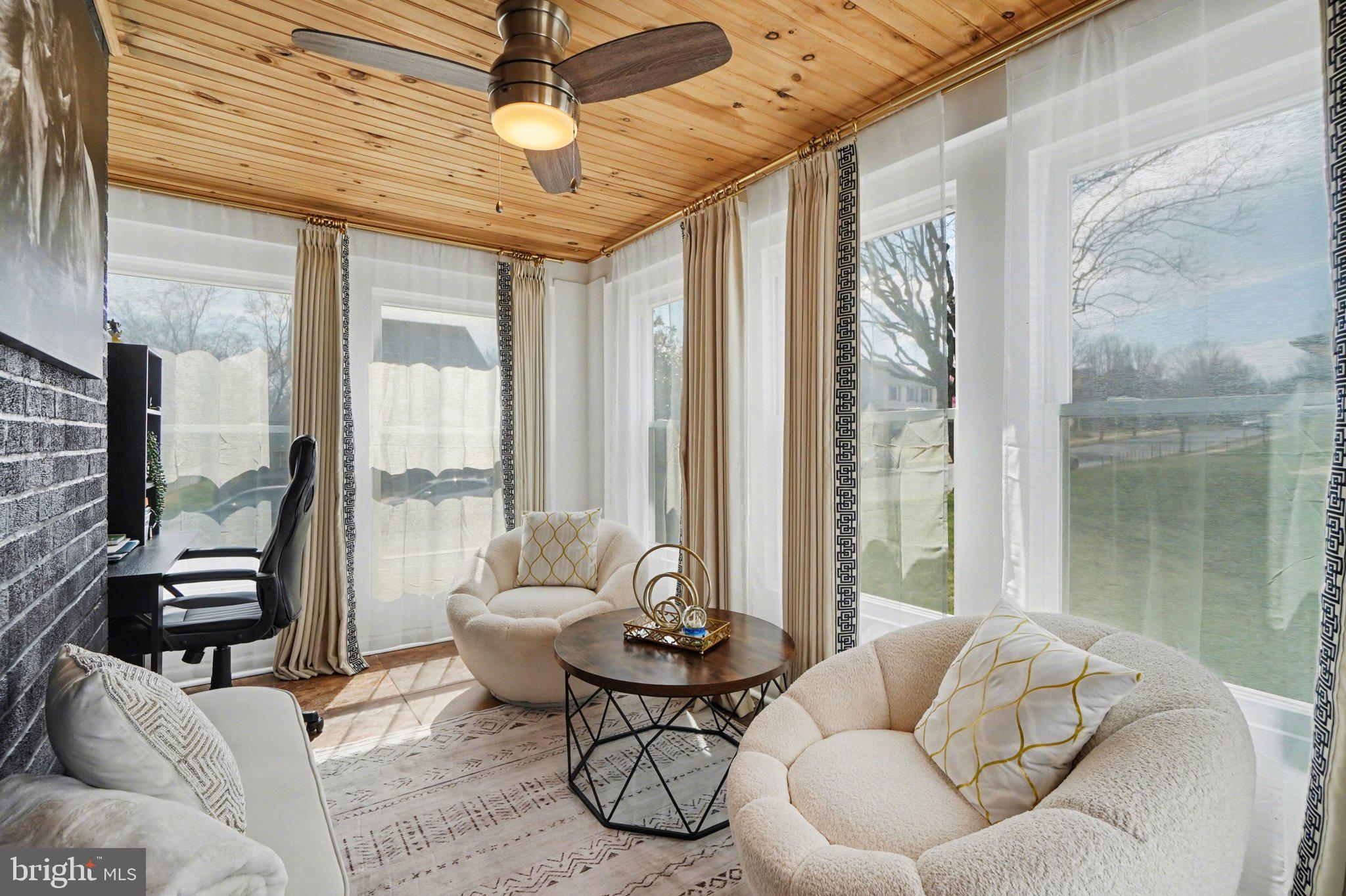 HERSHEY DOWNTOWN - Residential