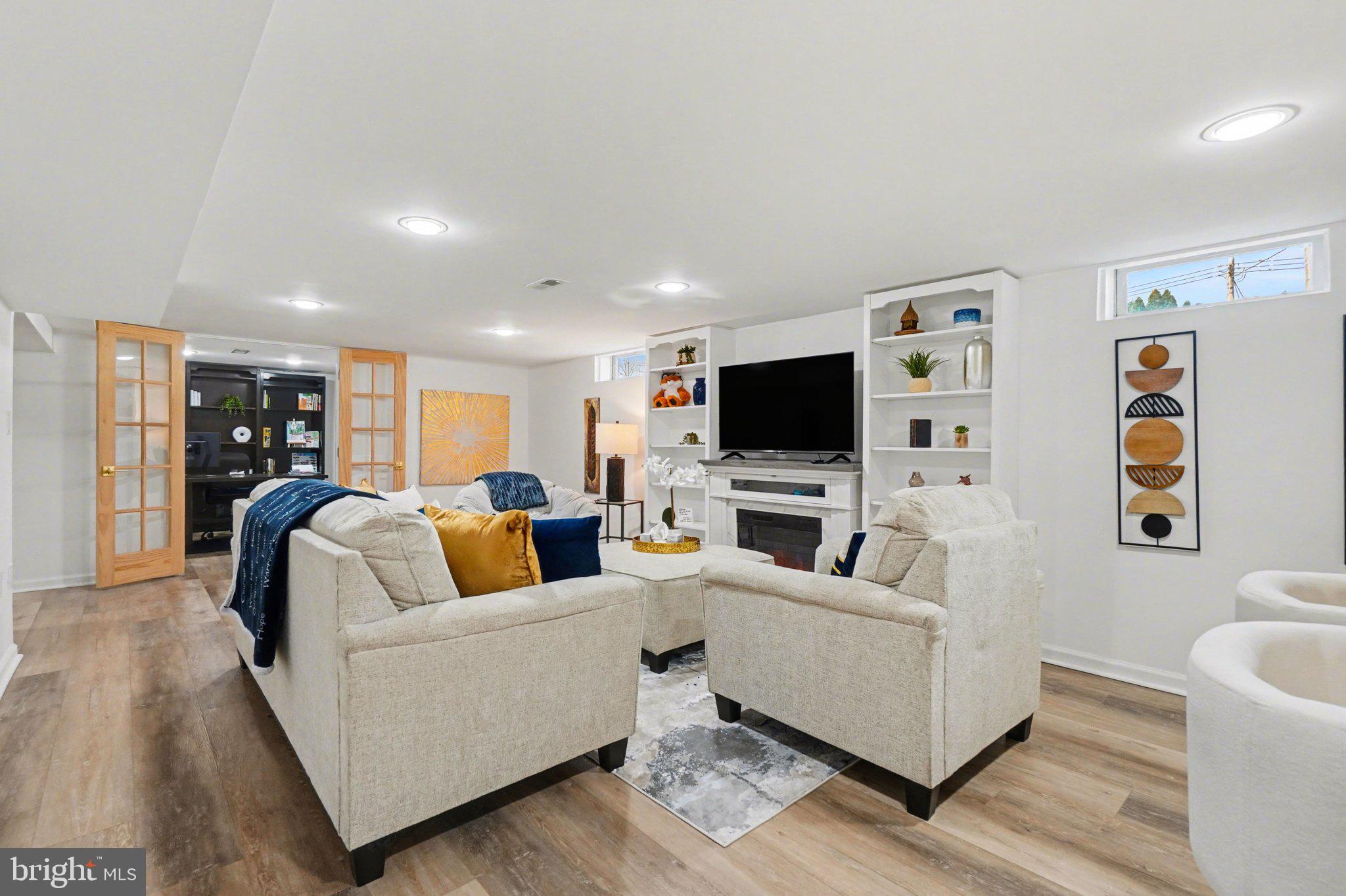 HERSHEY DOWNTOWN - Residential