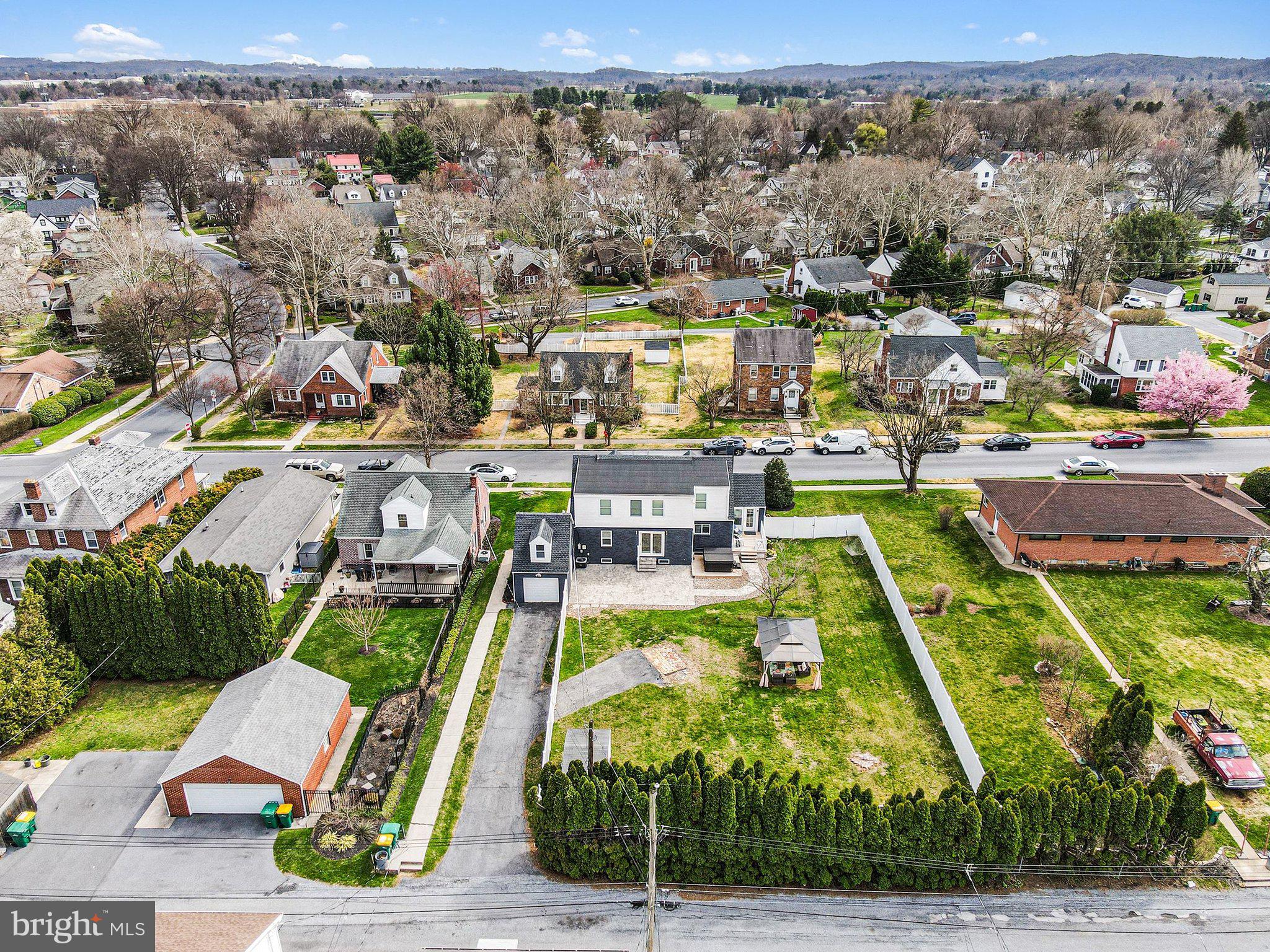 HERSHEY DOWNTOWN - Residential