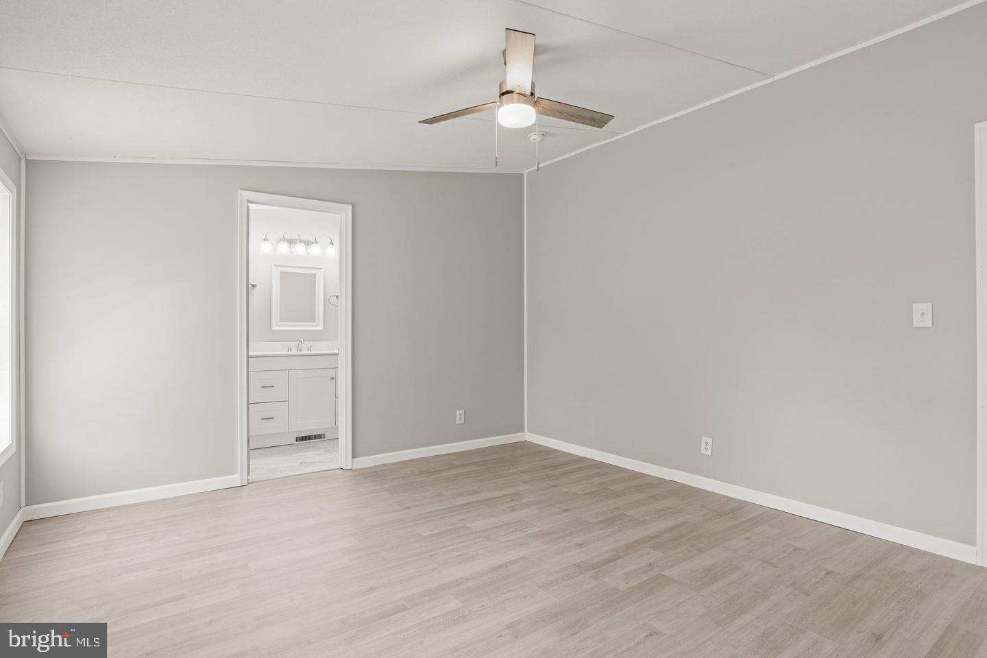 CEDAR MANOR - Residential