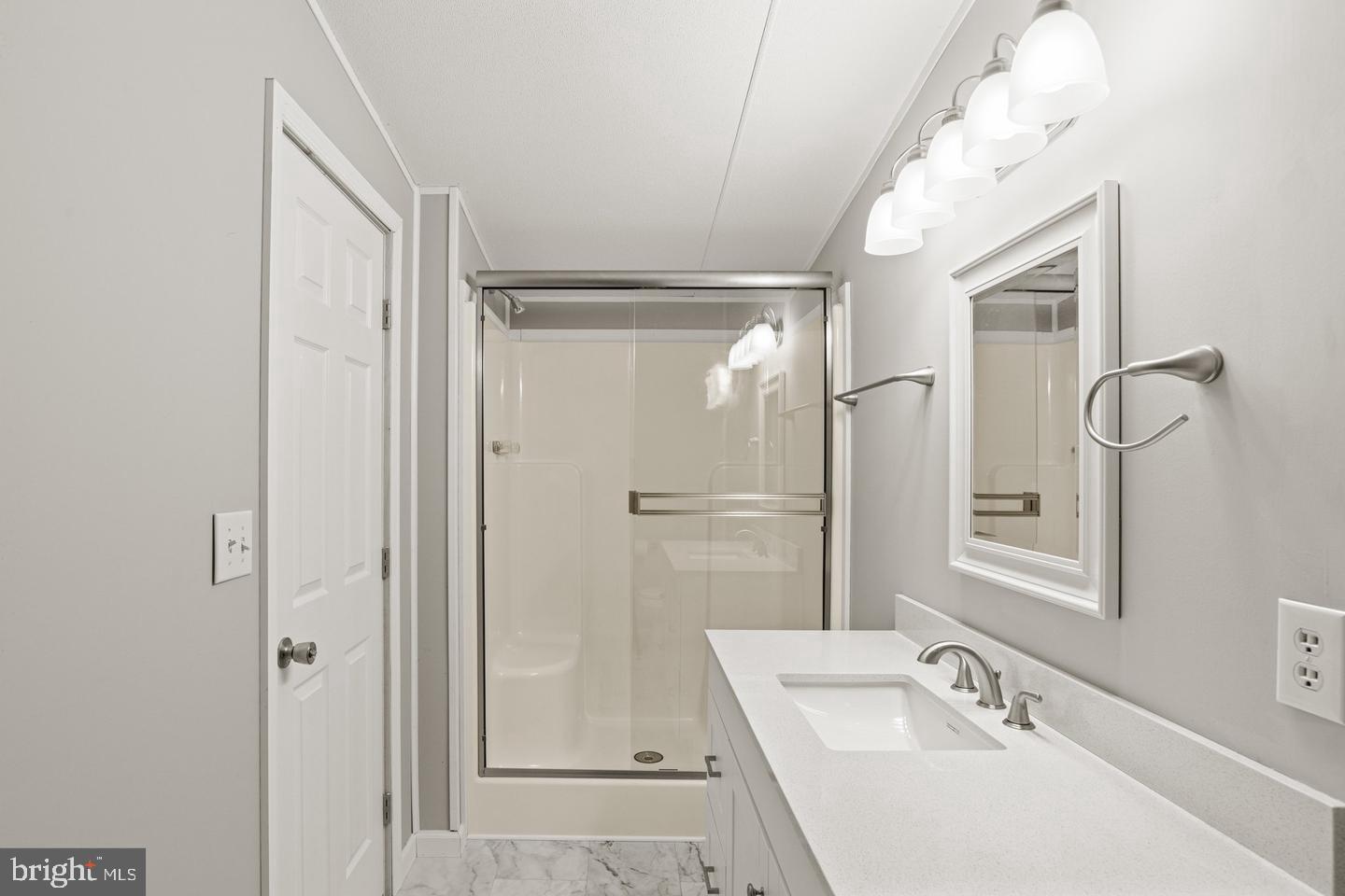 CEDAR MANOR - Residential