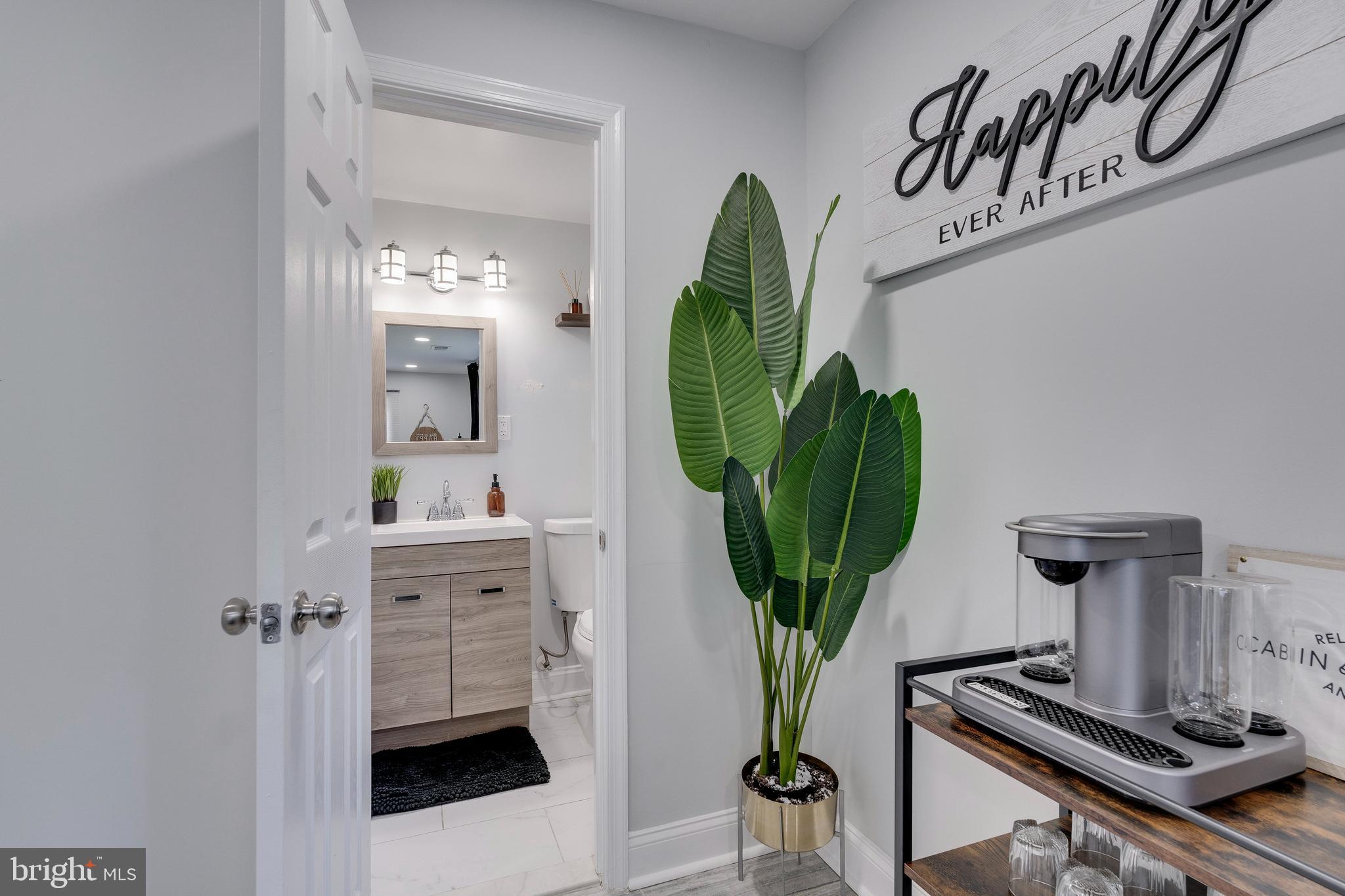 WOODBERRY FOREST - Residential