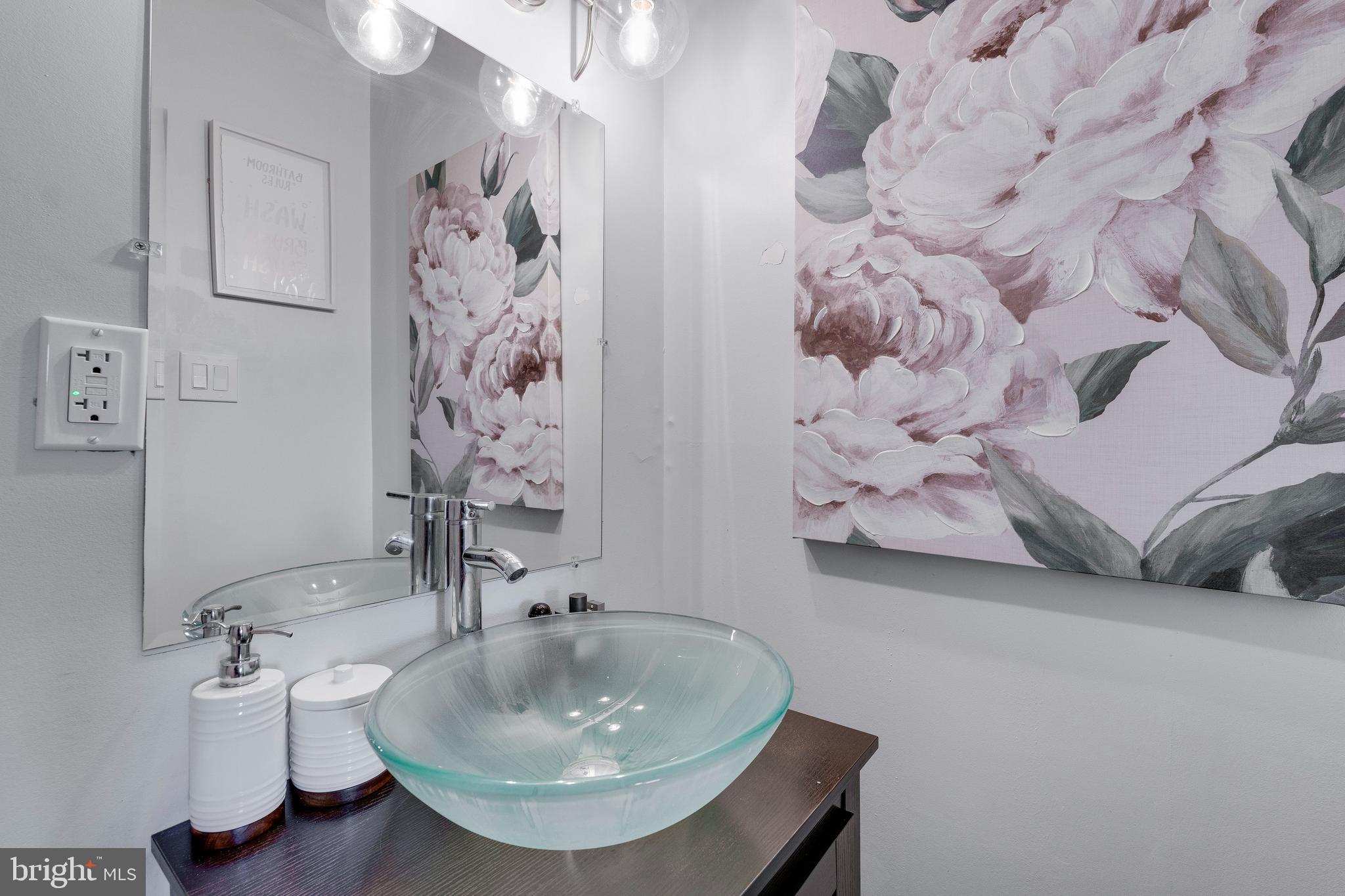 WOODBERRY FOREST - Residential