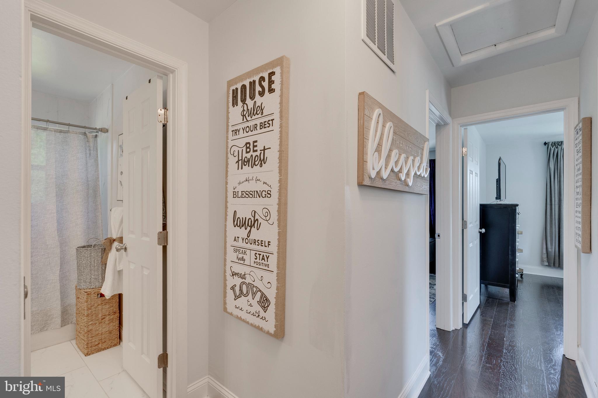 WOODBERRY FOREST - Residential