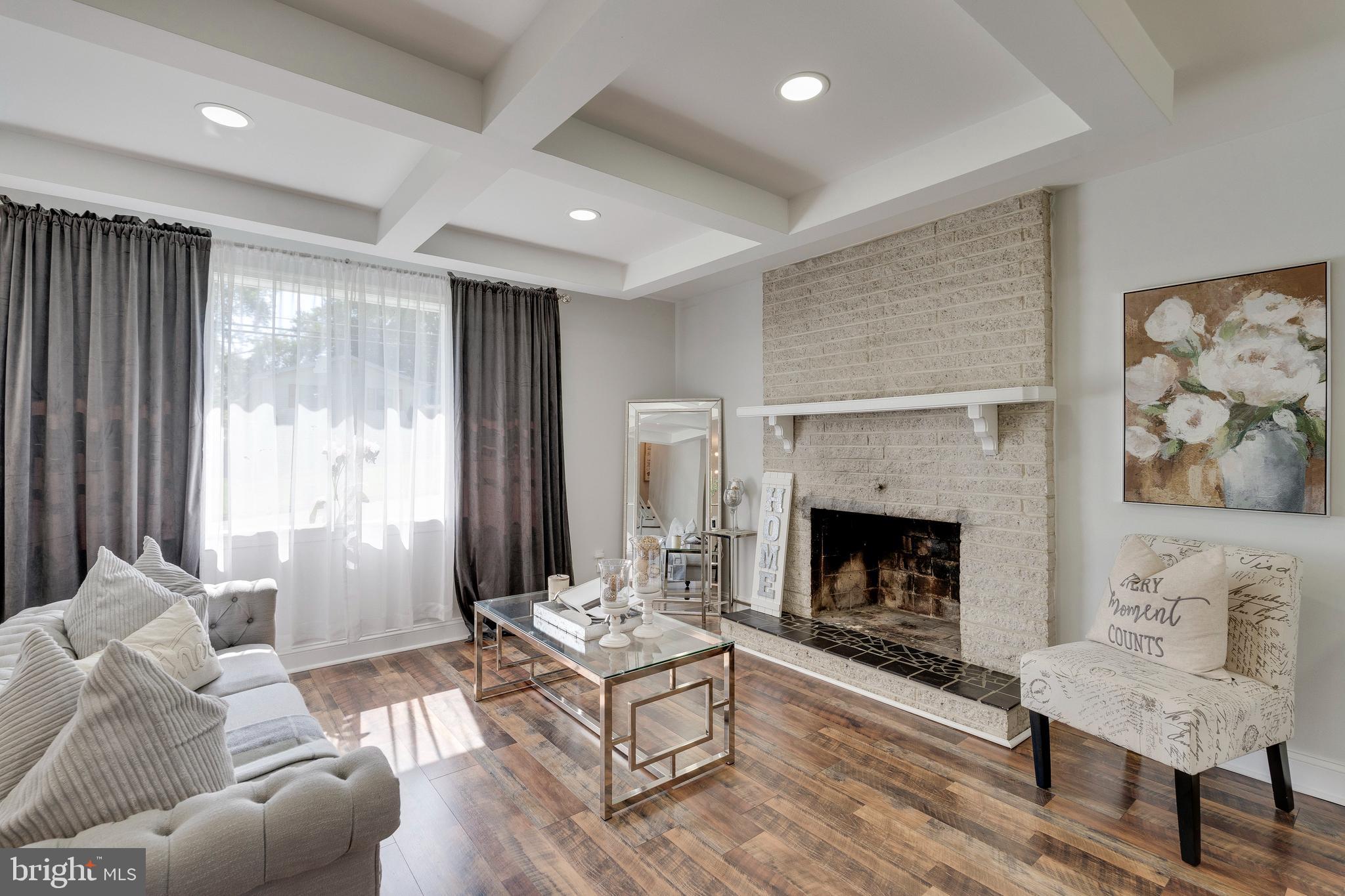 WOODBERRY FOREST - Residential