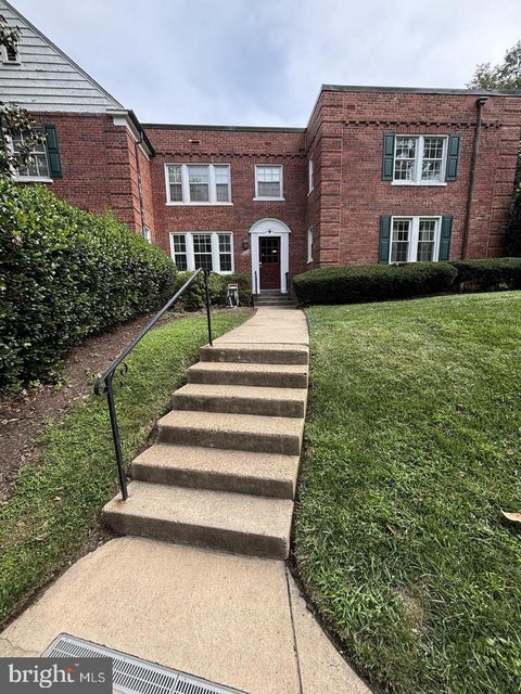 Photo of 1736 N Rhodes Street #5-290, ARLINGTON, VA 22201 (MLS # VAAR2081426)