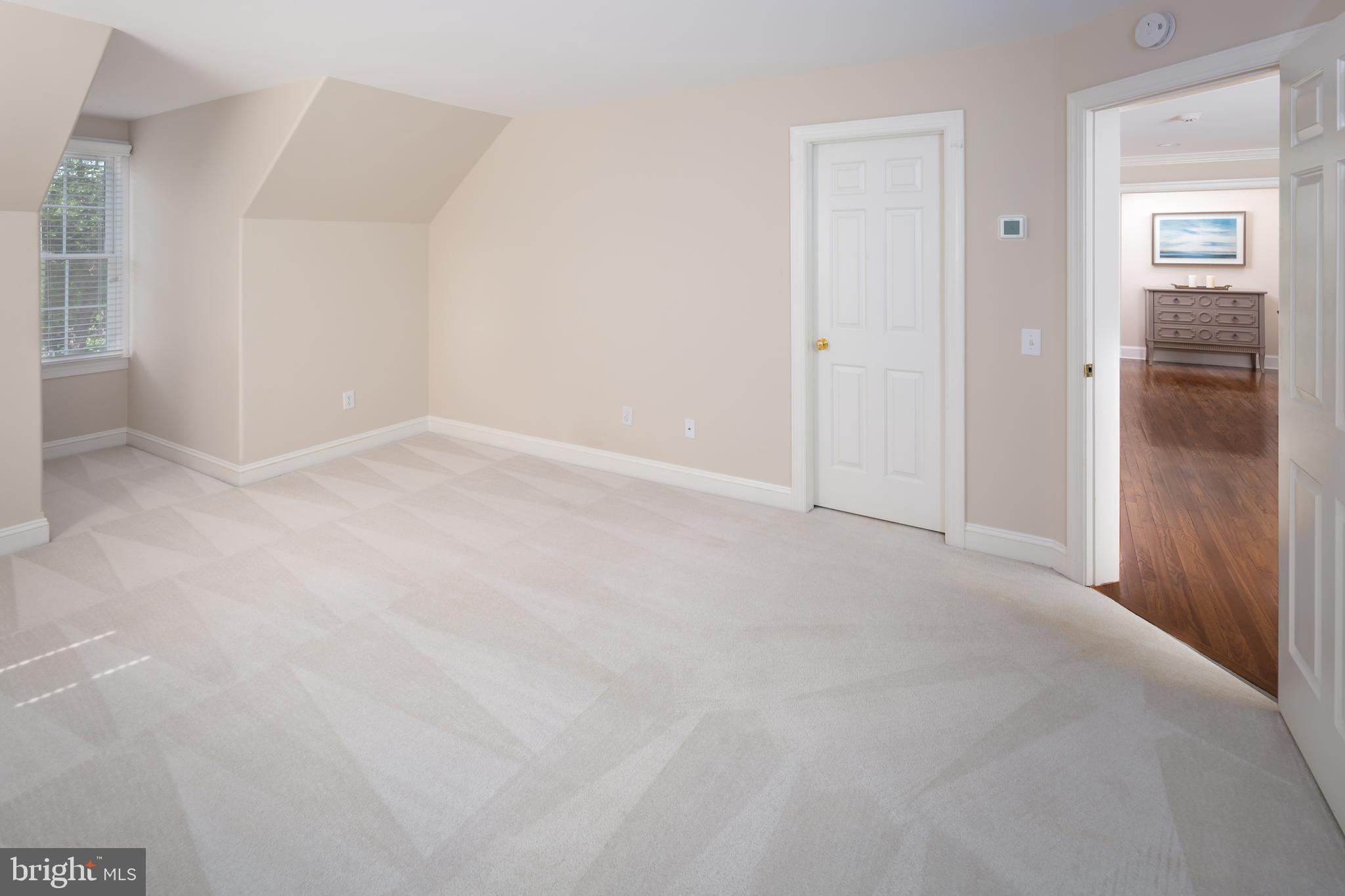 APPLEBROOK - Residential