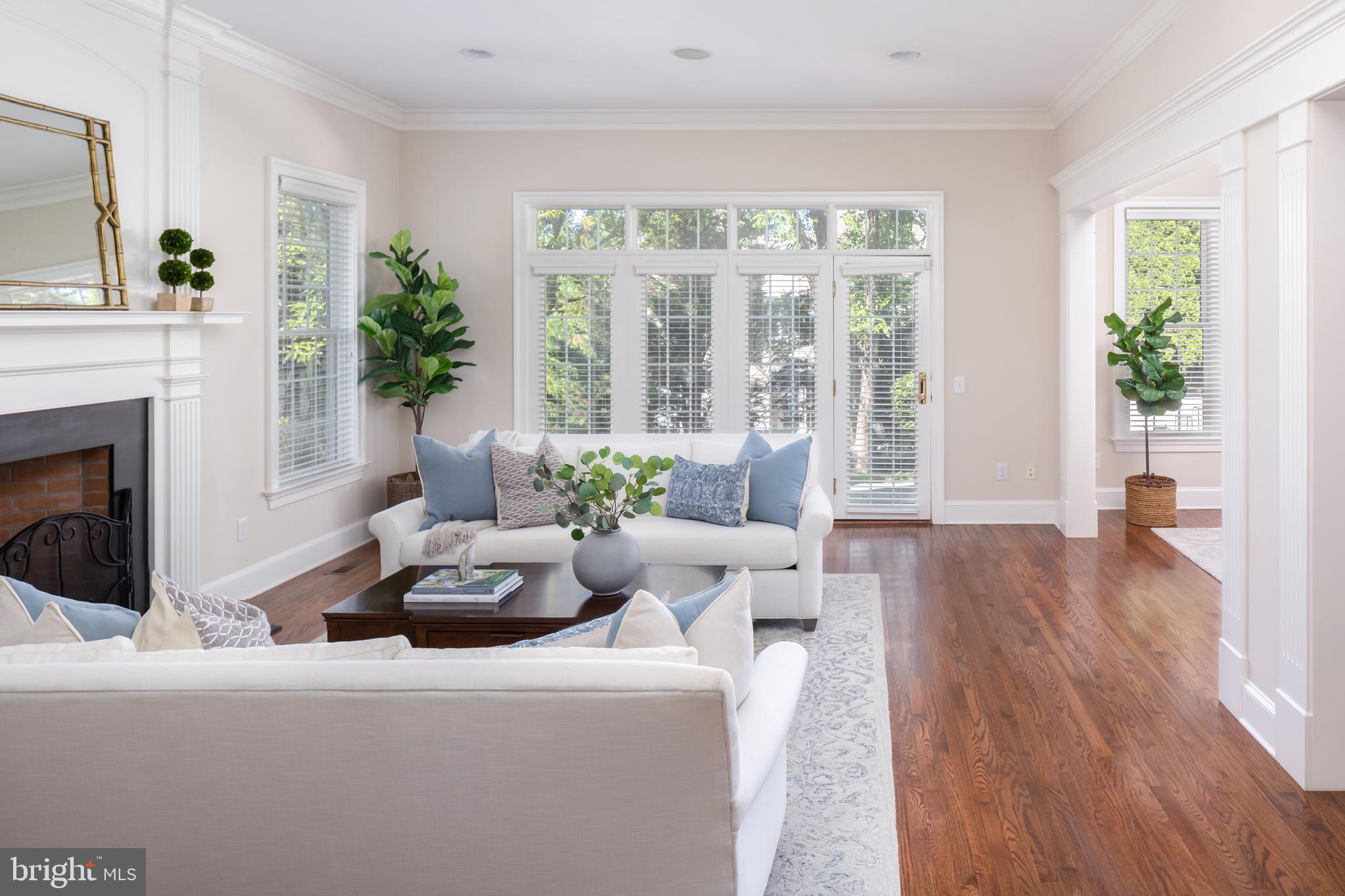 APPLEBROOK - Residential