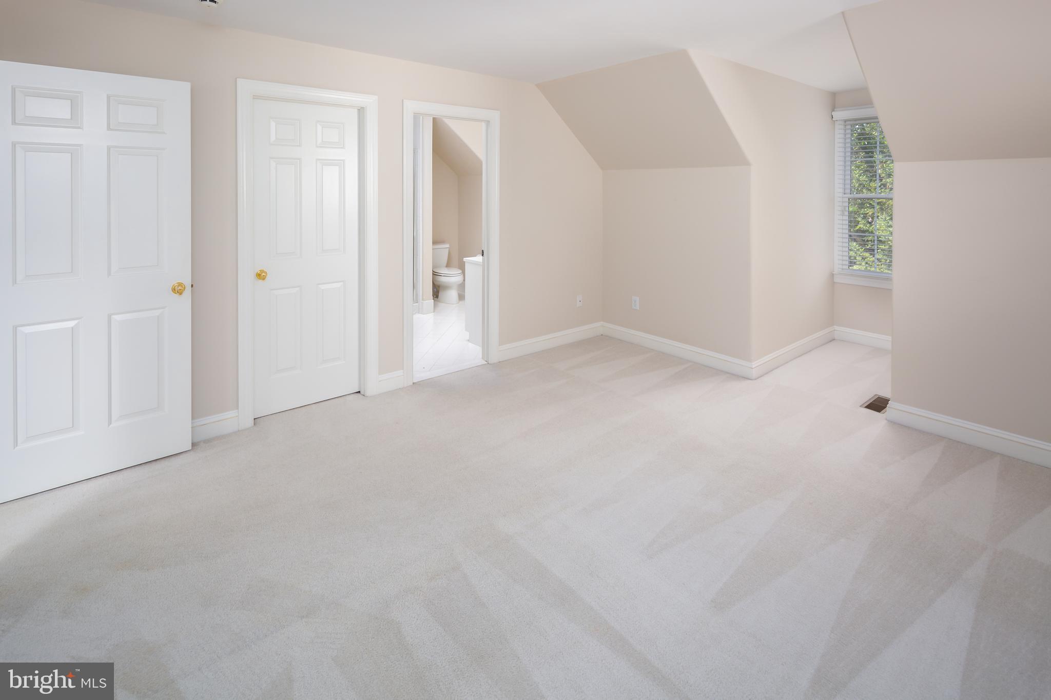 APPLEBROOK - Residential