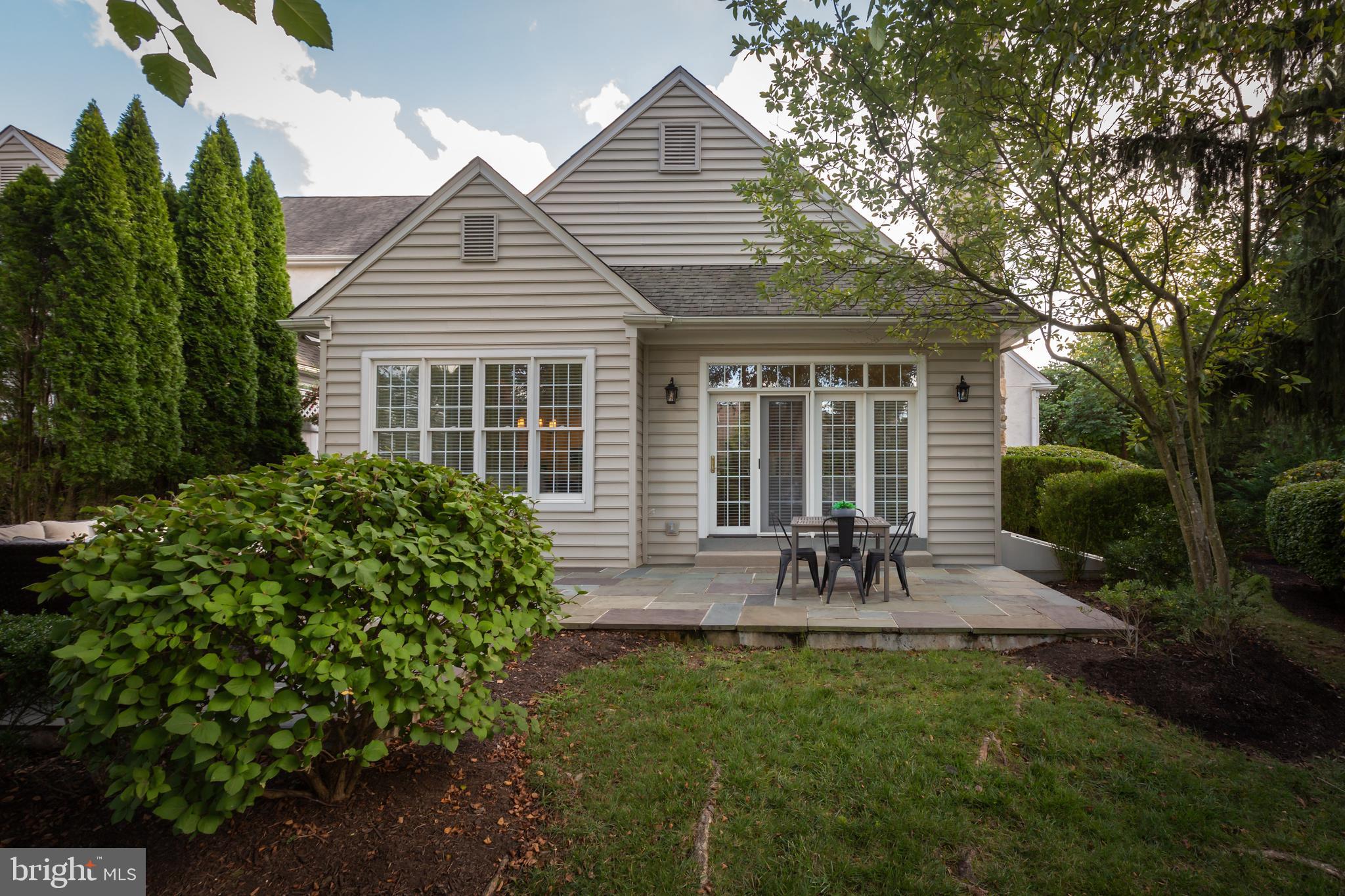 APPLEBROOK - Residential