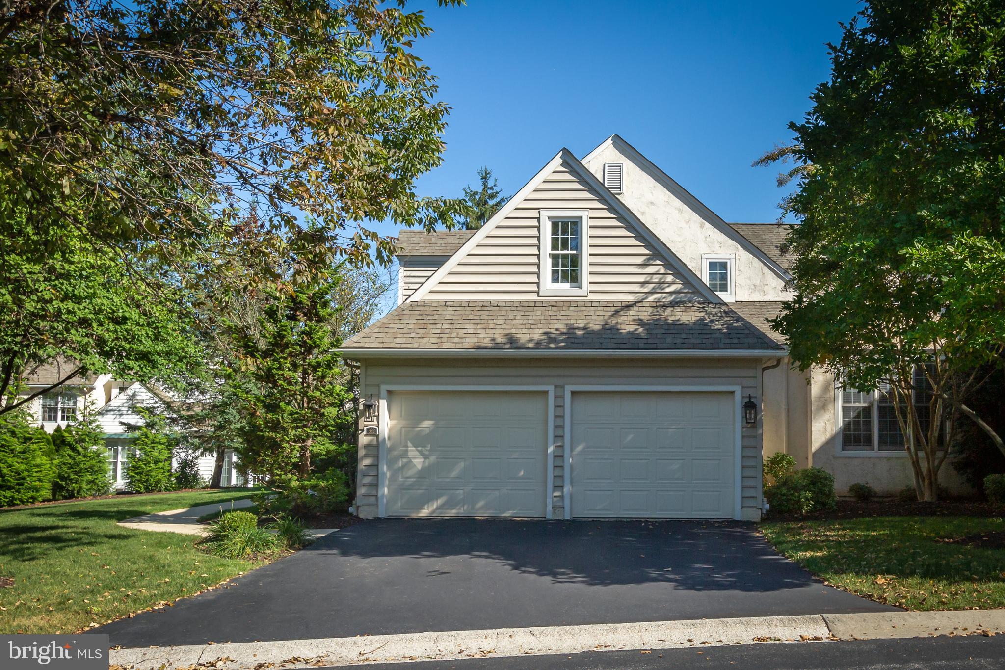 APPLEBROOK - Residential