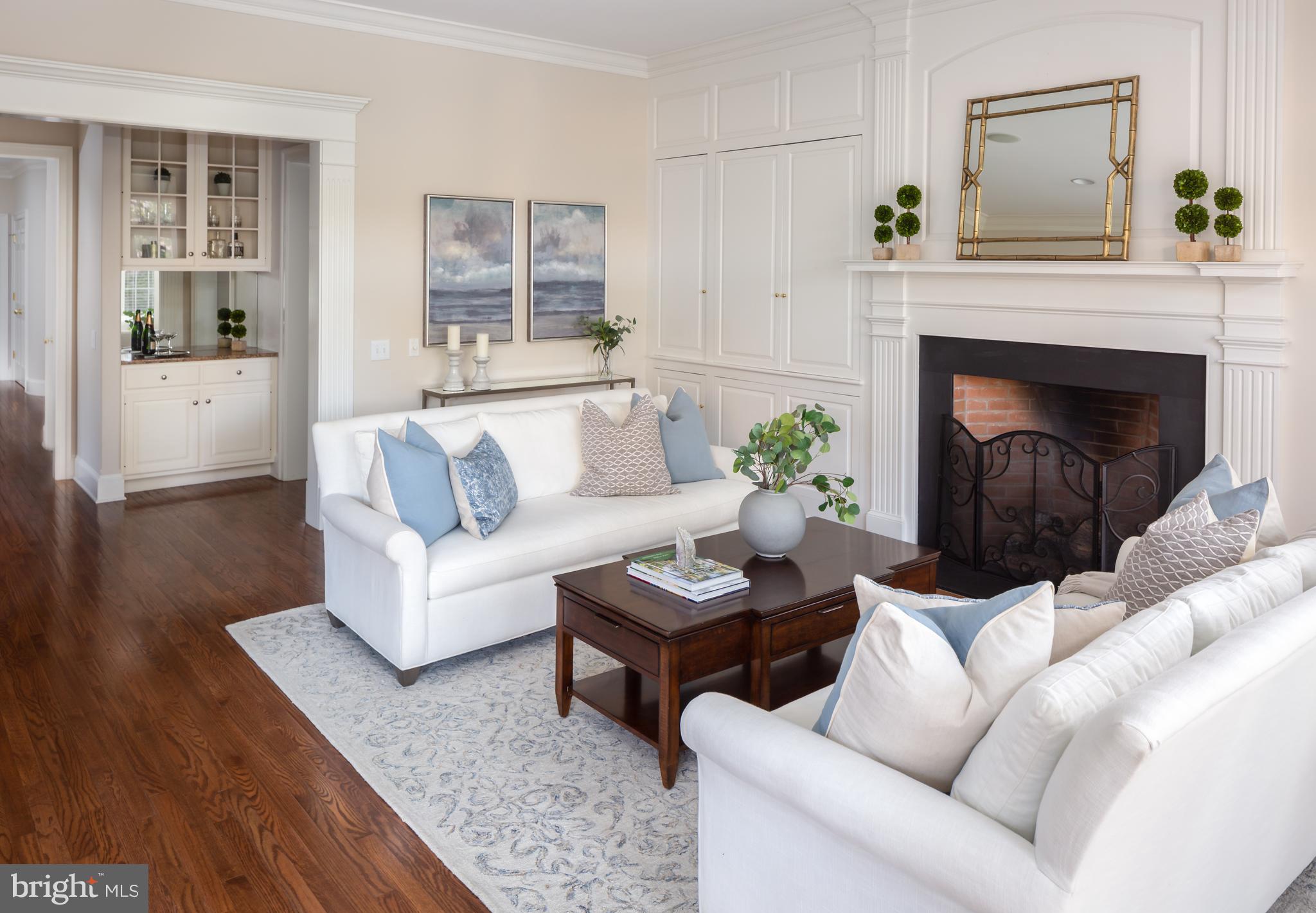 APPLEBROOK - Residential