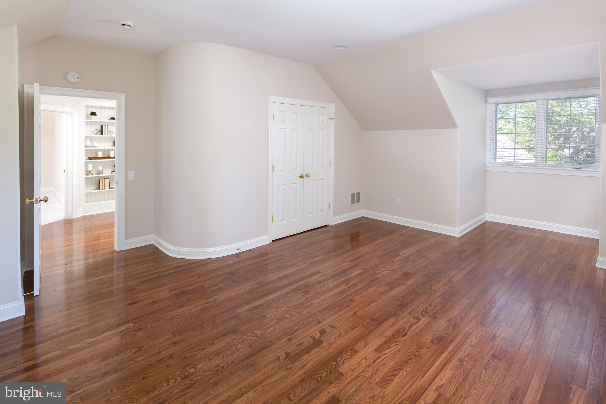 APPLEBROOK - Residential