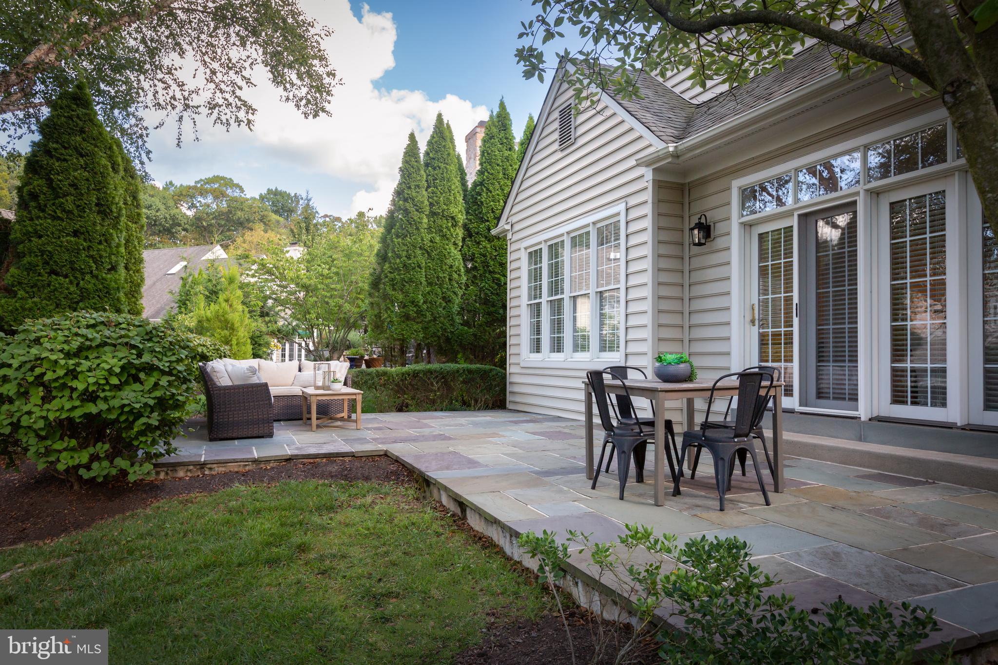 APPLEBROOK - Residential