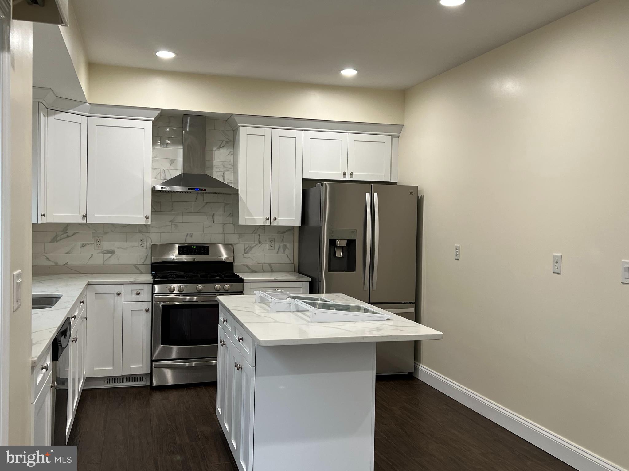 NEW COLONY VILLAGE - Residential Lease