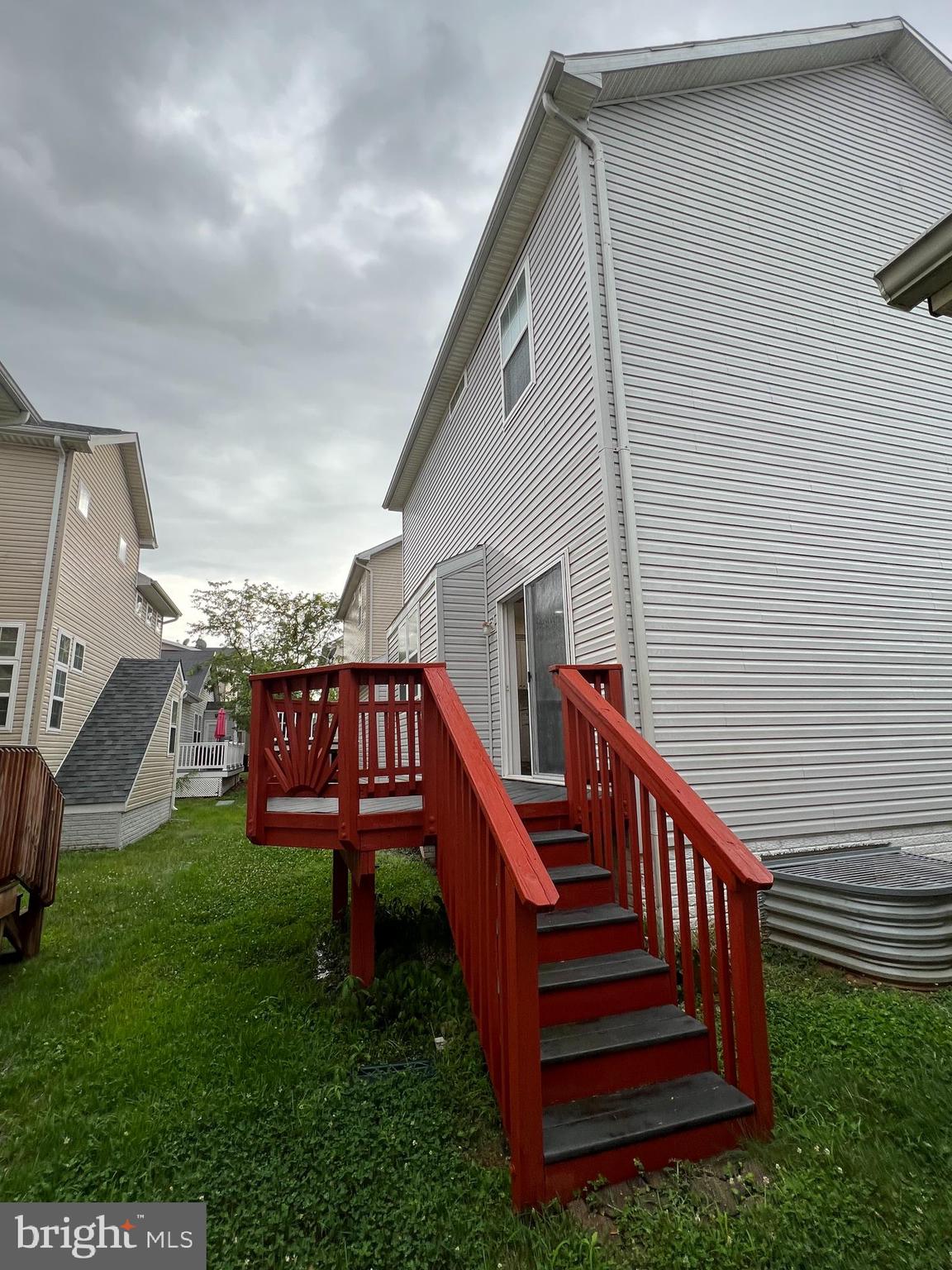 NEW COLONY VILLAGE - Residential Lease