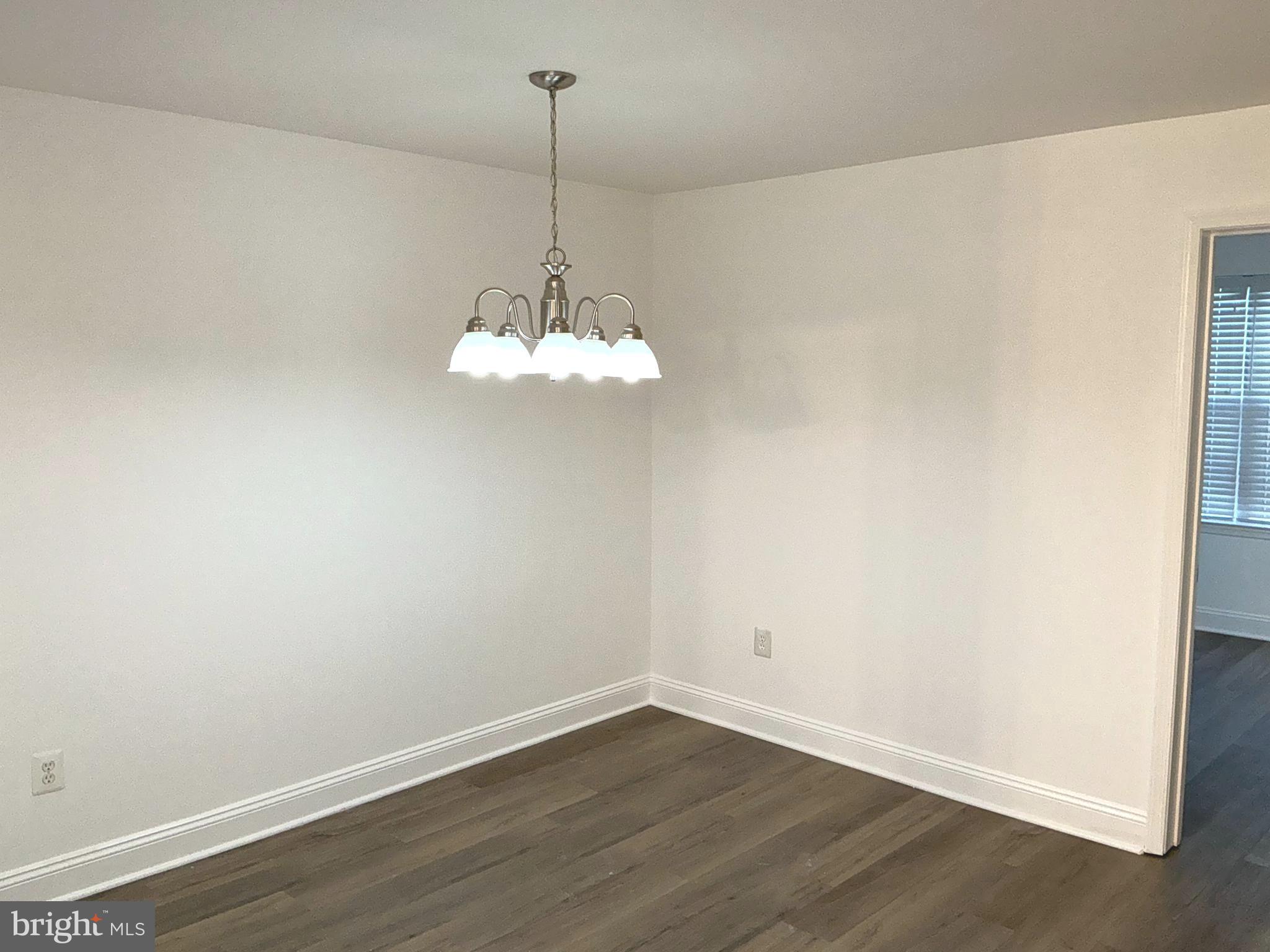 DECOVERLY - Residential Lease