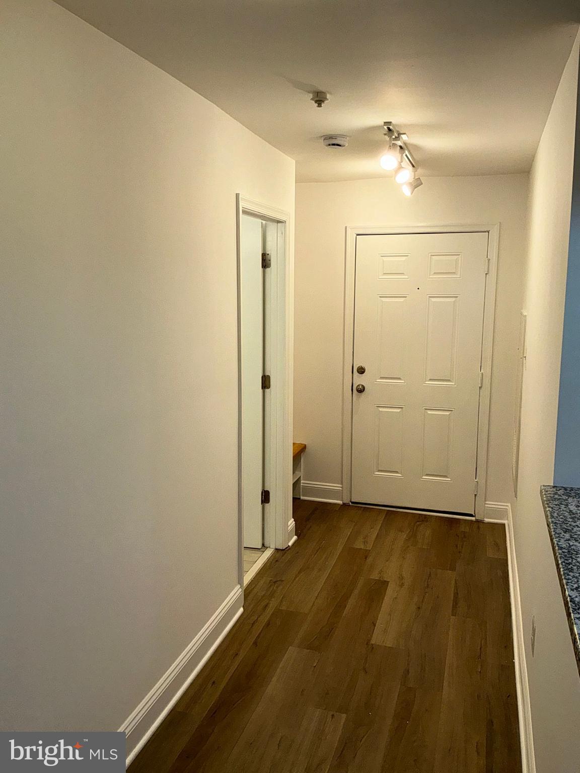 DECOVERLY - Residential Lease