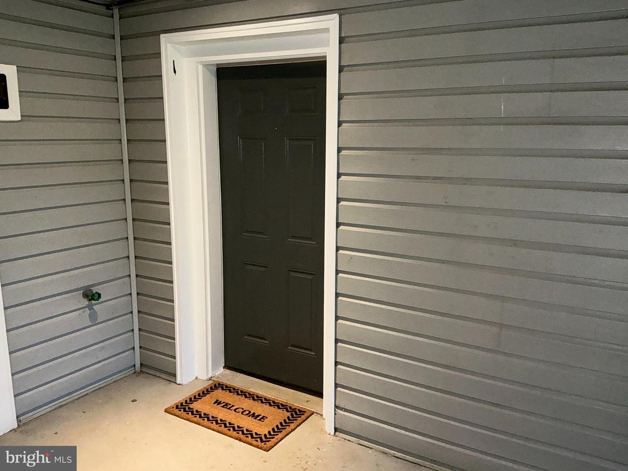 DECOVERLY - Residential Lease