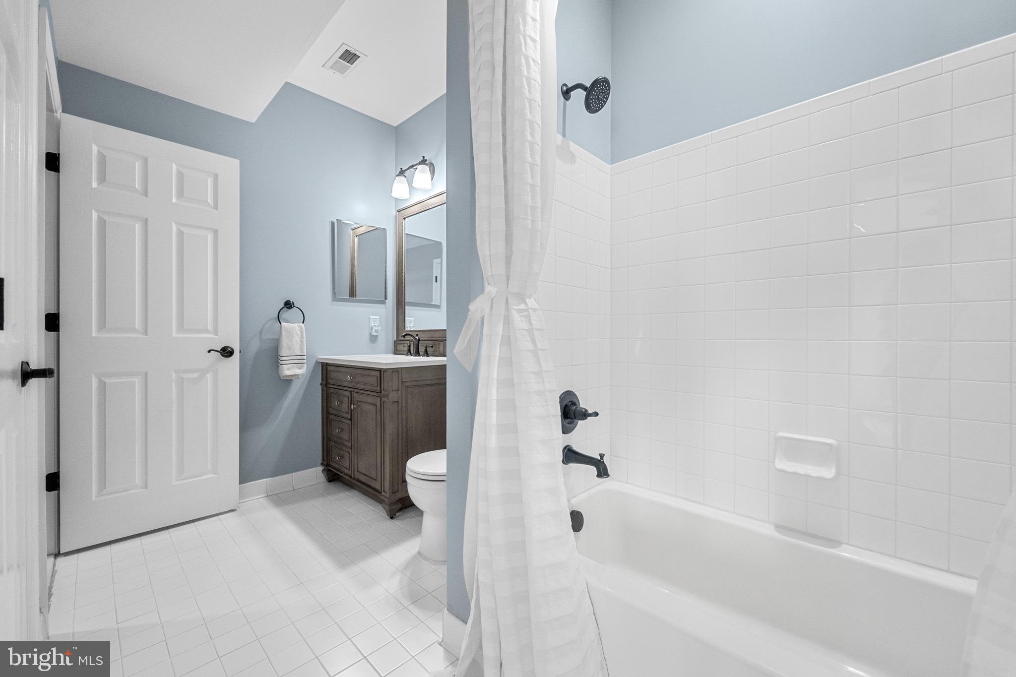 BRAEMAR-TARTAN VILLAGE - Residential