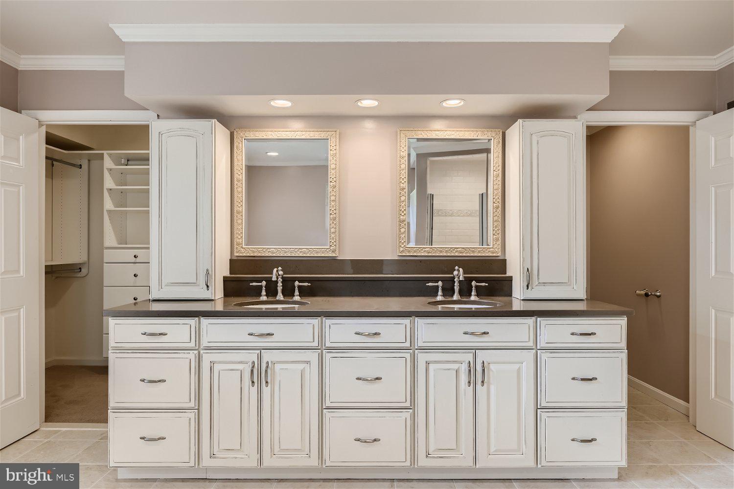 SPRING MEADOWS - Residential