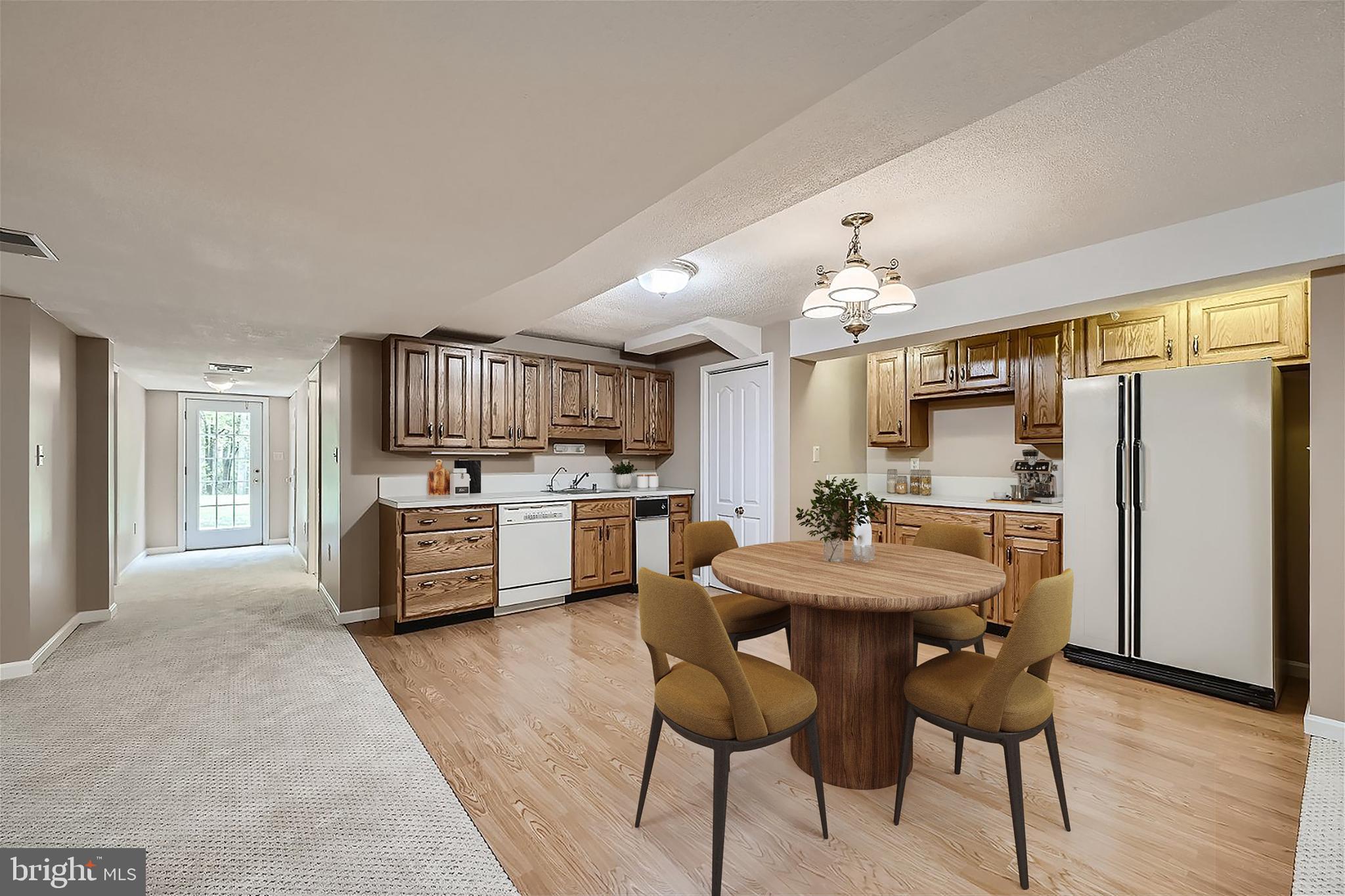 SPRING MEADOWS - Residential