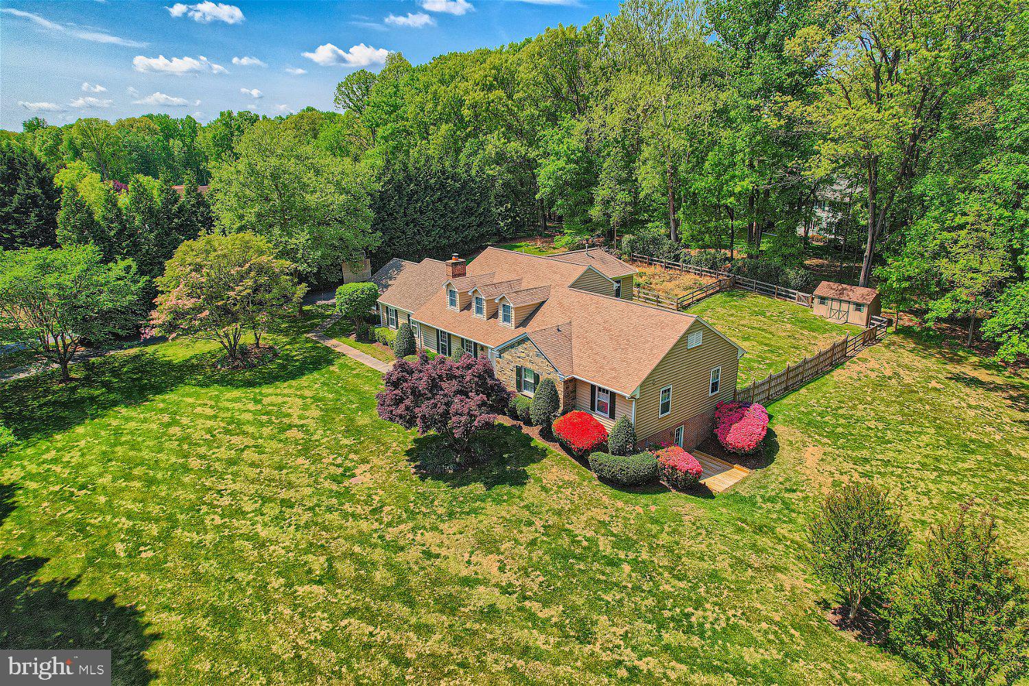 SPRING MEADOWS - Residential