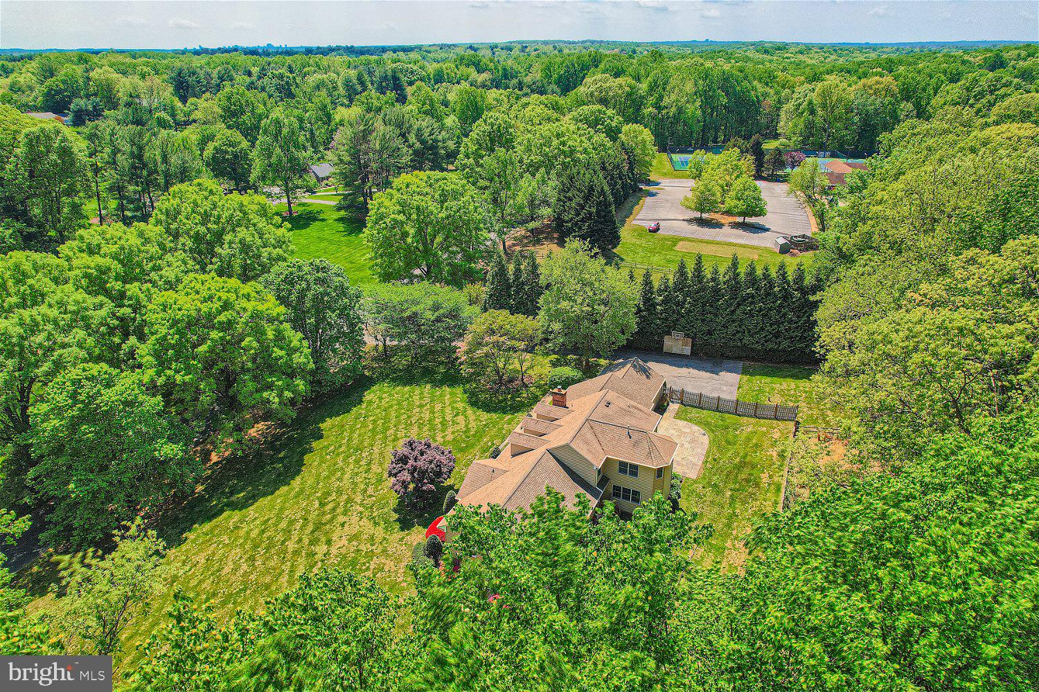 SPRING MEADOWS - Residential