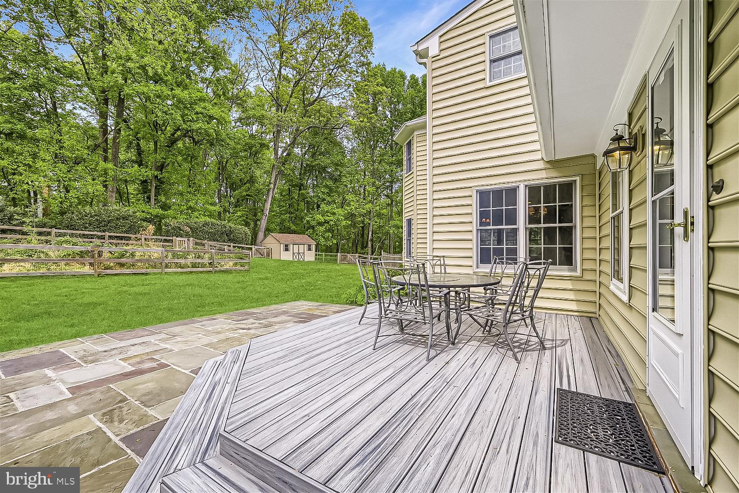 SPRING MEADOWS - Residential