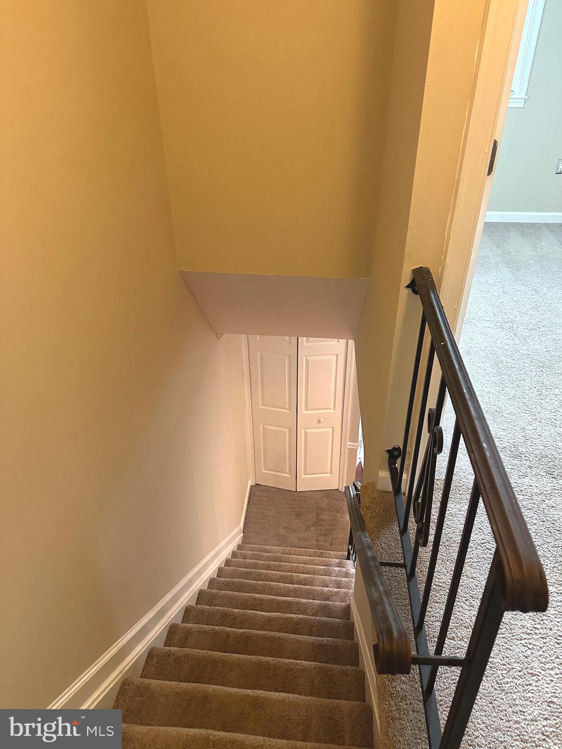 ANDOVER HEIGHTS - Residential Lease