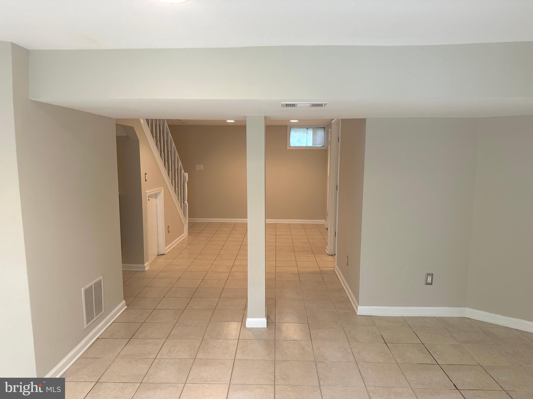 ANDOVER HEIGHTS - Residential Lease