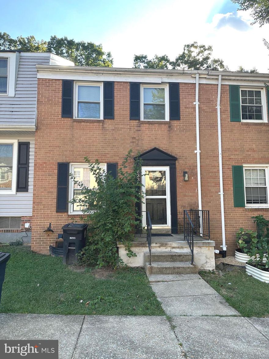 Welcome to a well-maintained 3-Level townhome with a walkout basement. In the Main level Living room, Dining area, and Kitchen. In the Upper Level, 3 Bedrooms and a full bath. Spacious basement with a full bath. 
Fenced backyard. Accessible location. Water is included in the rent! Minimum 660+ credit score.