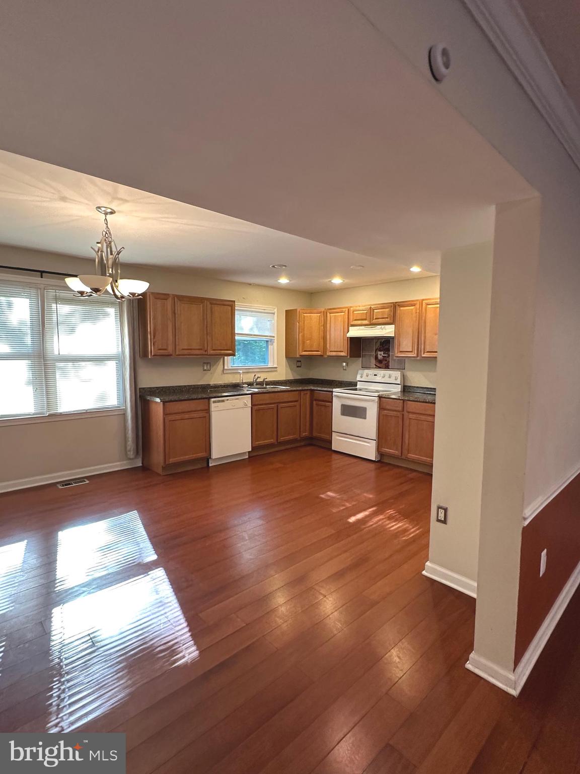 ANDOVER HEIGHTS - Residential Lease