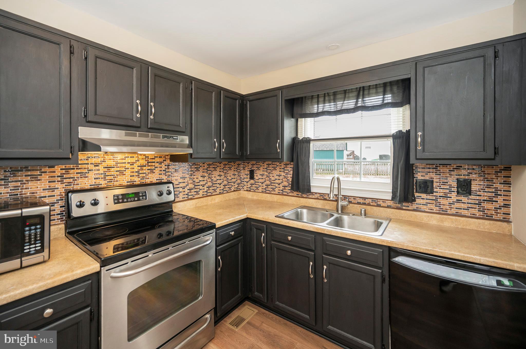 SUMMERSET - Residential