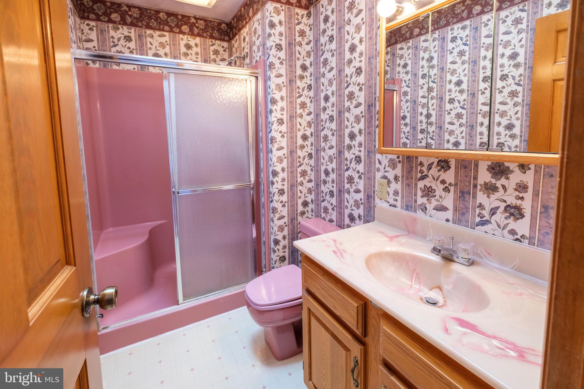 STONEHENGE - Residential