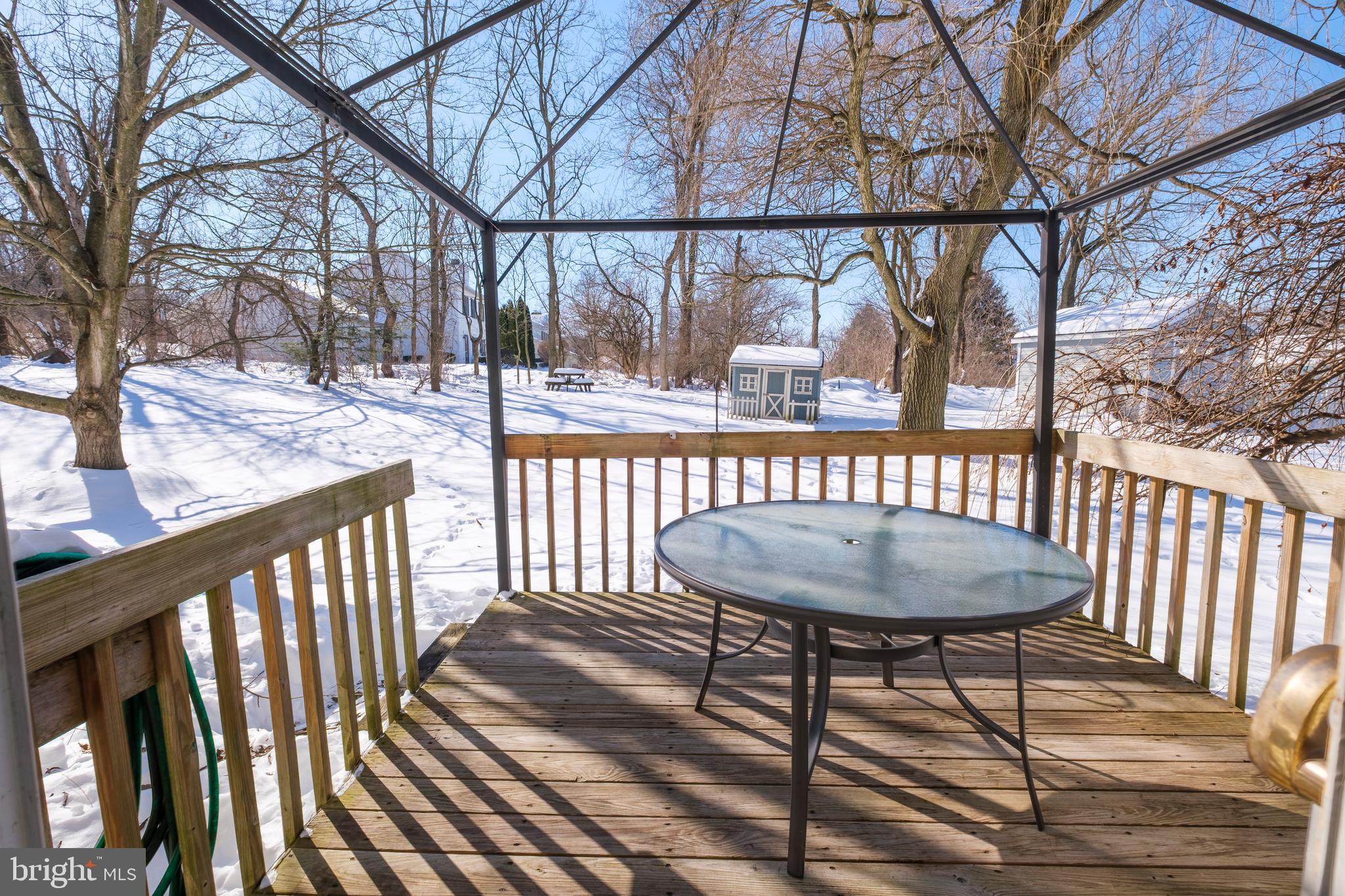 STONEHENGE - Residential