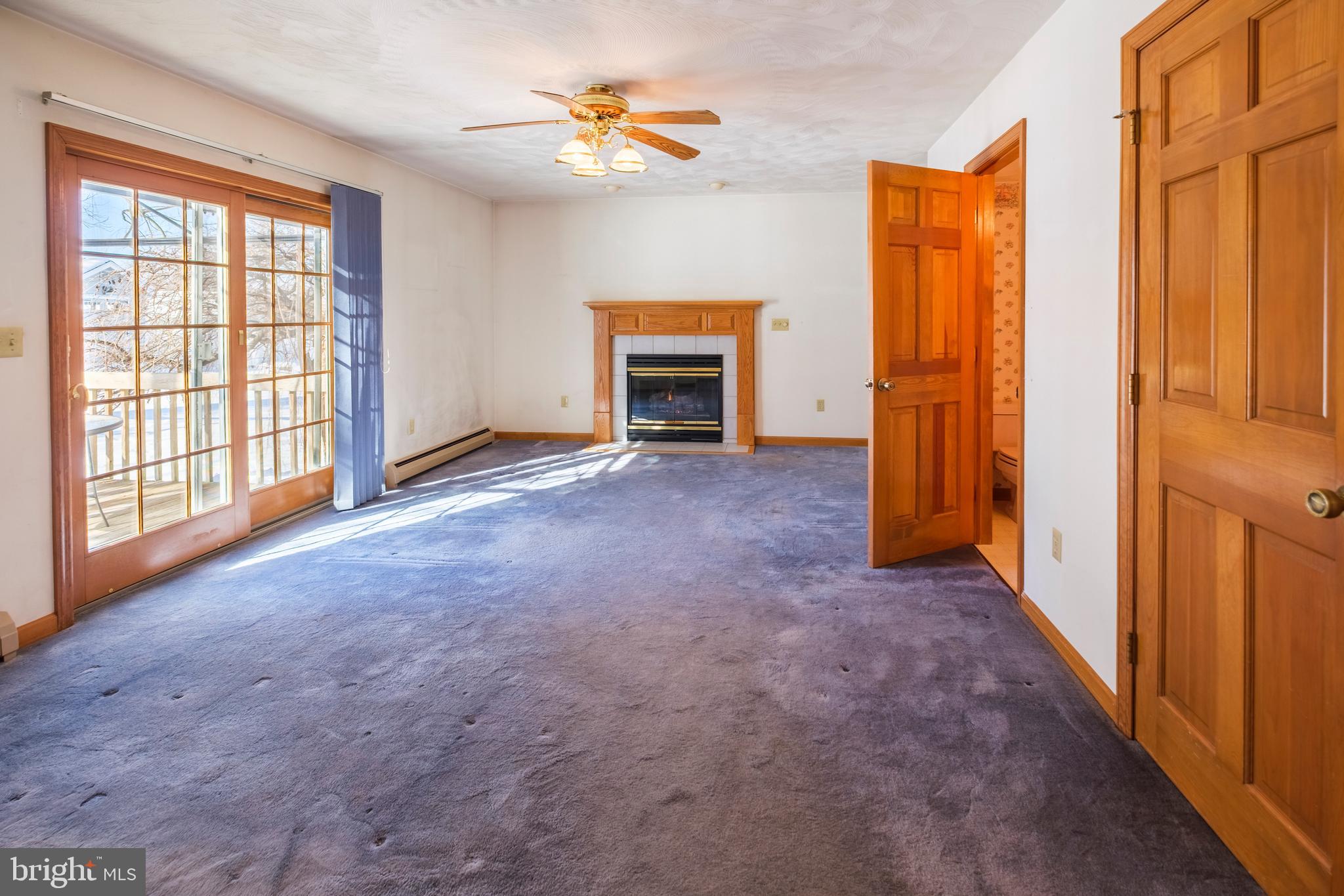 STONEHENGE - Residential