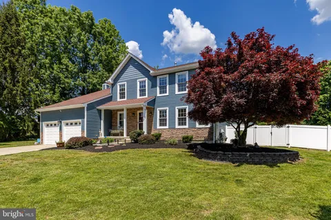 4 Honeysuckle Drive, Robbinsville, NJ MLS: NJME2059074