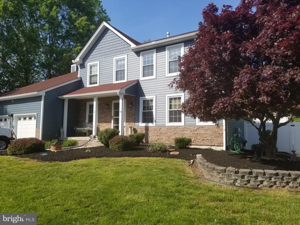 4 HONEYSUCKLE DRIVE