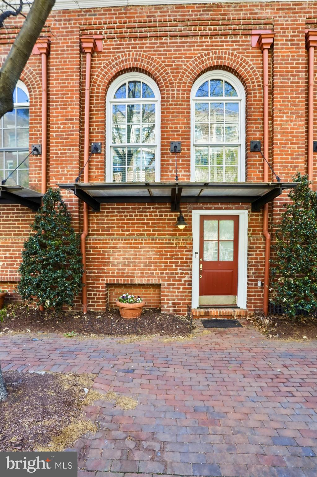 607 N SAINT ASAPH STREET