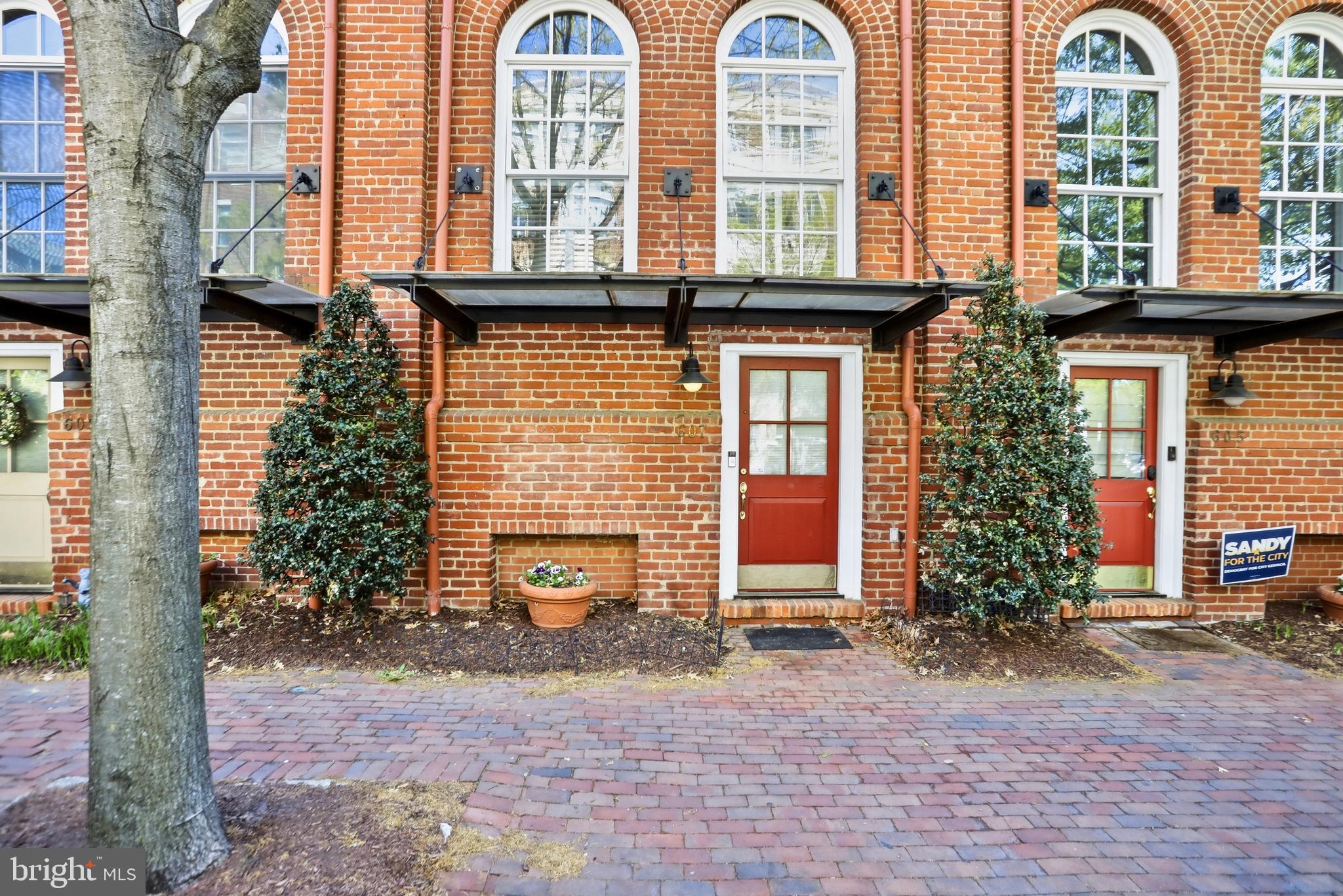 607 N SAINT ASAPH STREET