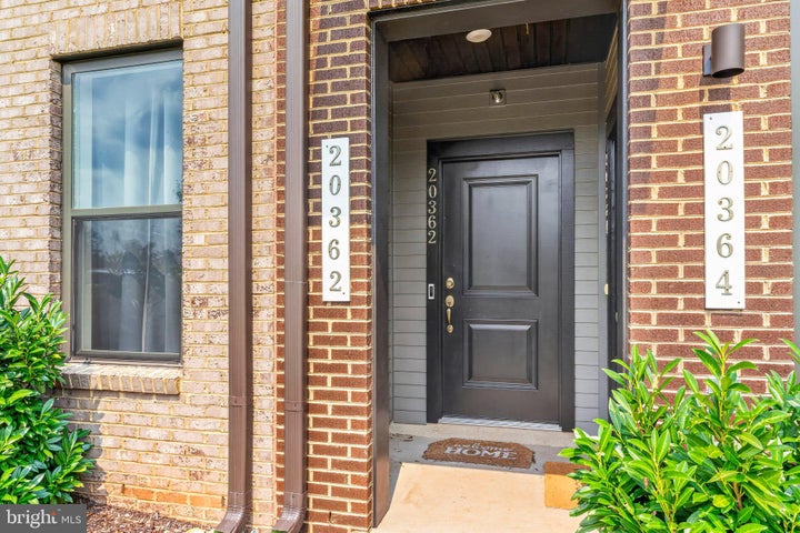 Photo 1 of 35 — 20362 NEWFOUNDLAND SQUARE, ASHBURN, VA 20147