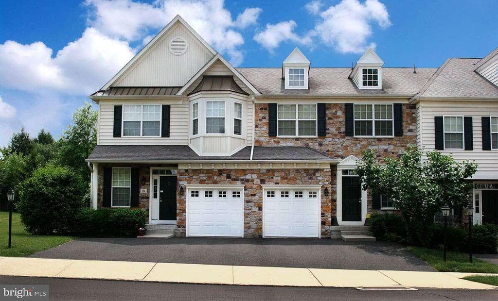 Photo of 105 Cranberry Cir, PERKASIE, PA 18944 (MLS # PABU2112032)