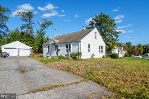 Photo of 1715 Montgomery Road, WILMINGTON, DE 19805 (MLS # DENC2112524)