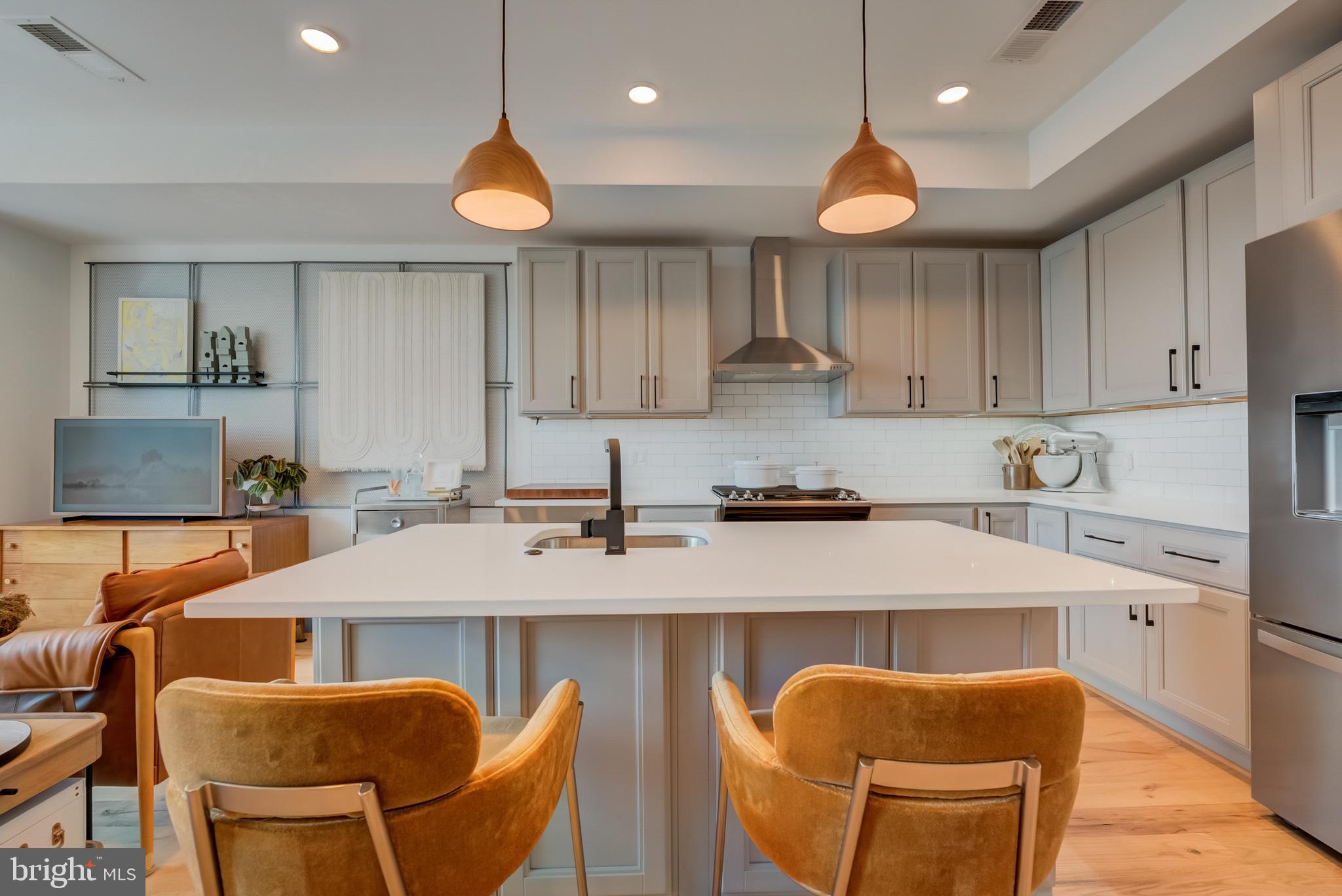 811 UPSHUR STREET NW 7